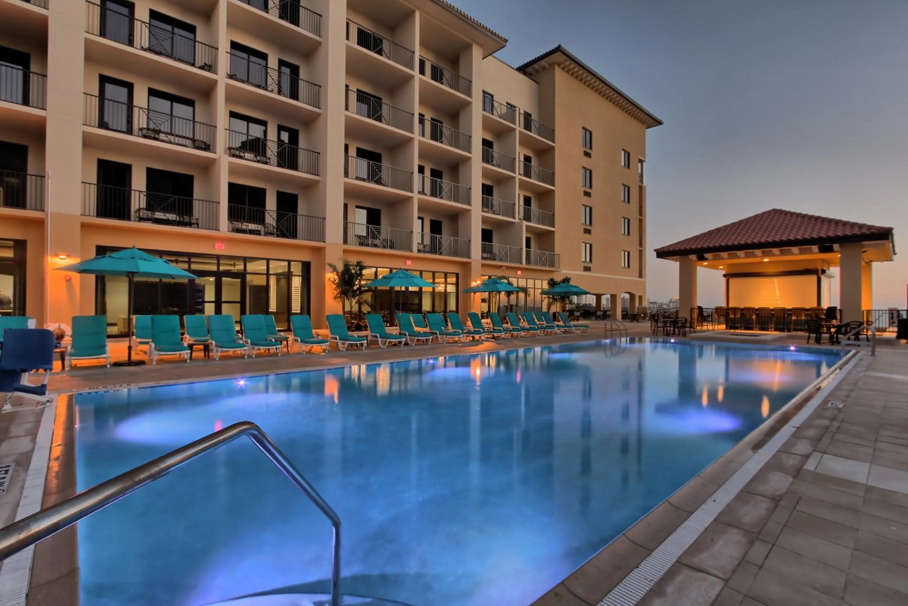 Facade/entrance in Edge Hotel Clearwater Beach