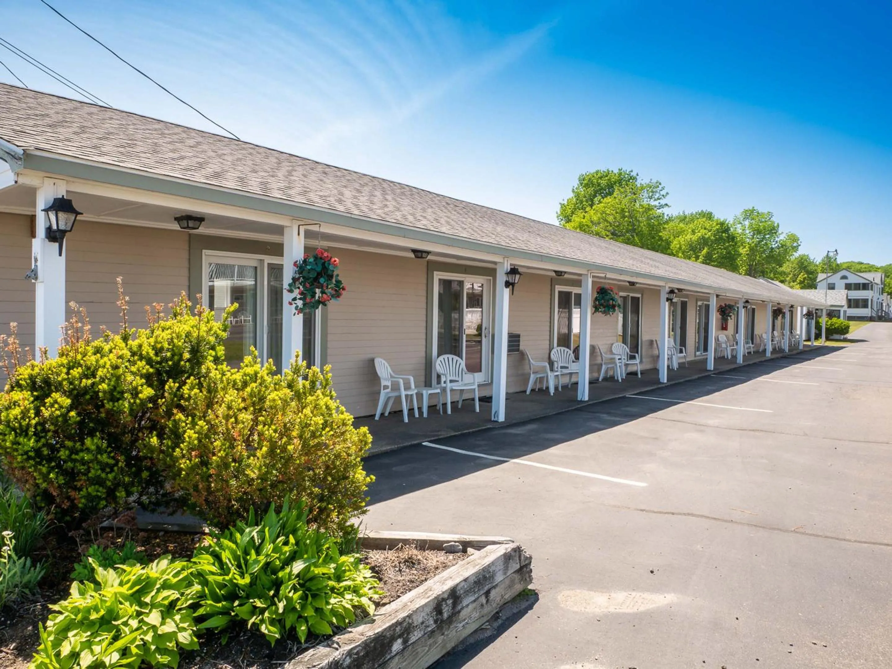 Property building in Sea Latch Inn