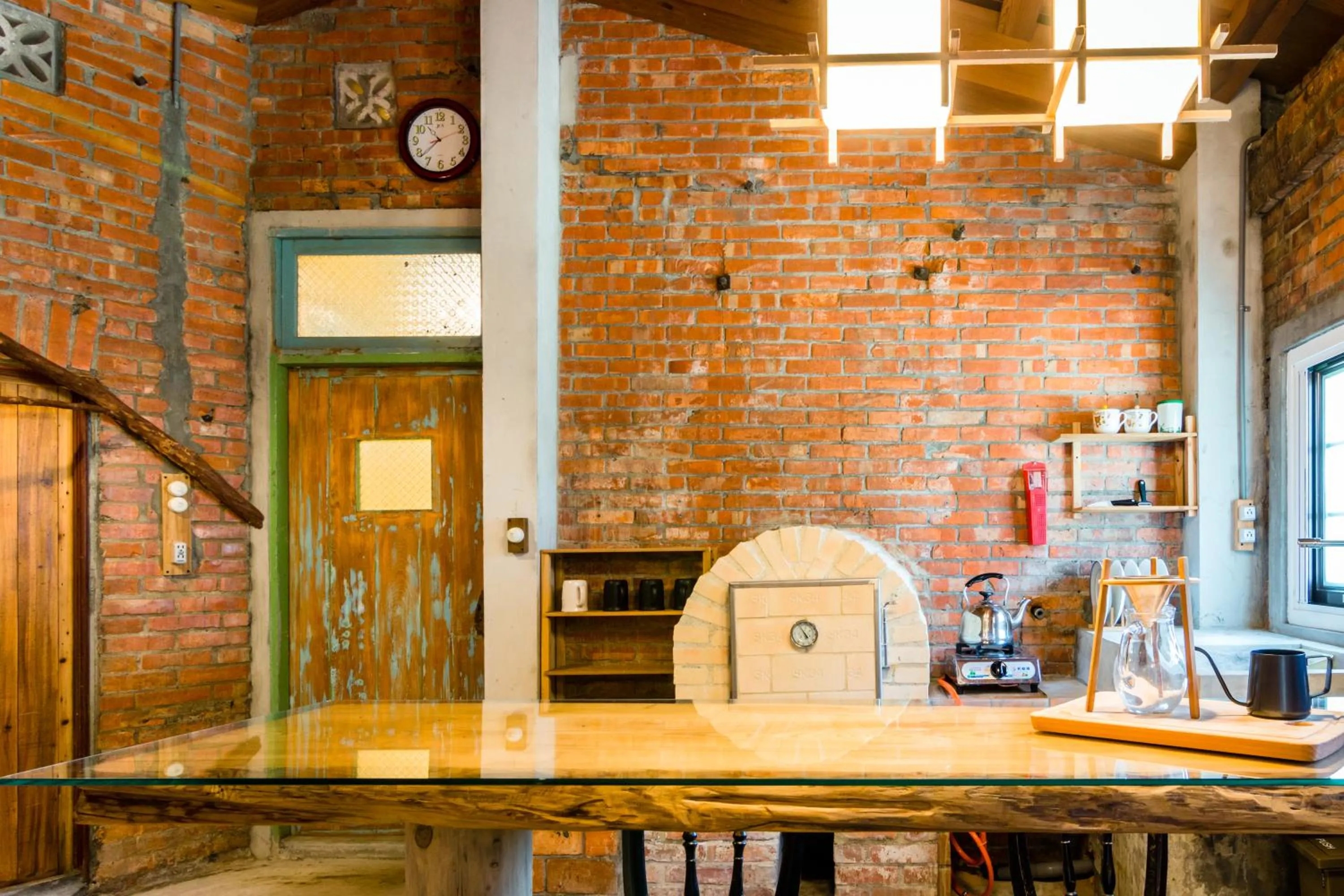 Coffee/tea facilities in Lungta BnB