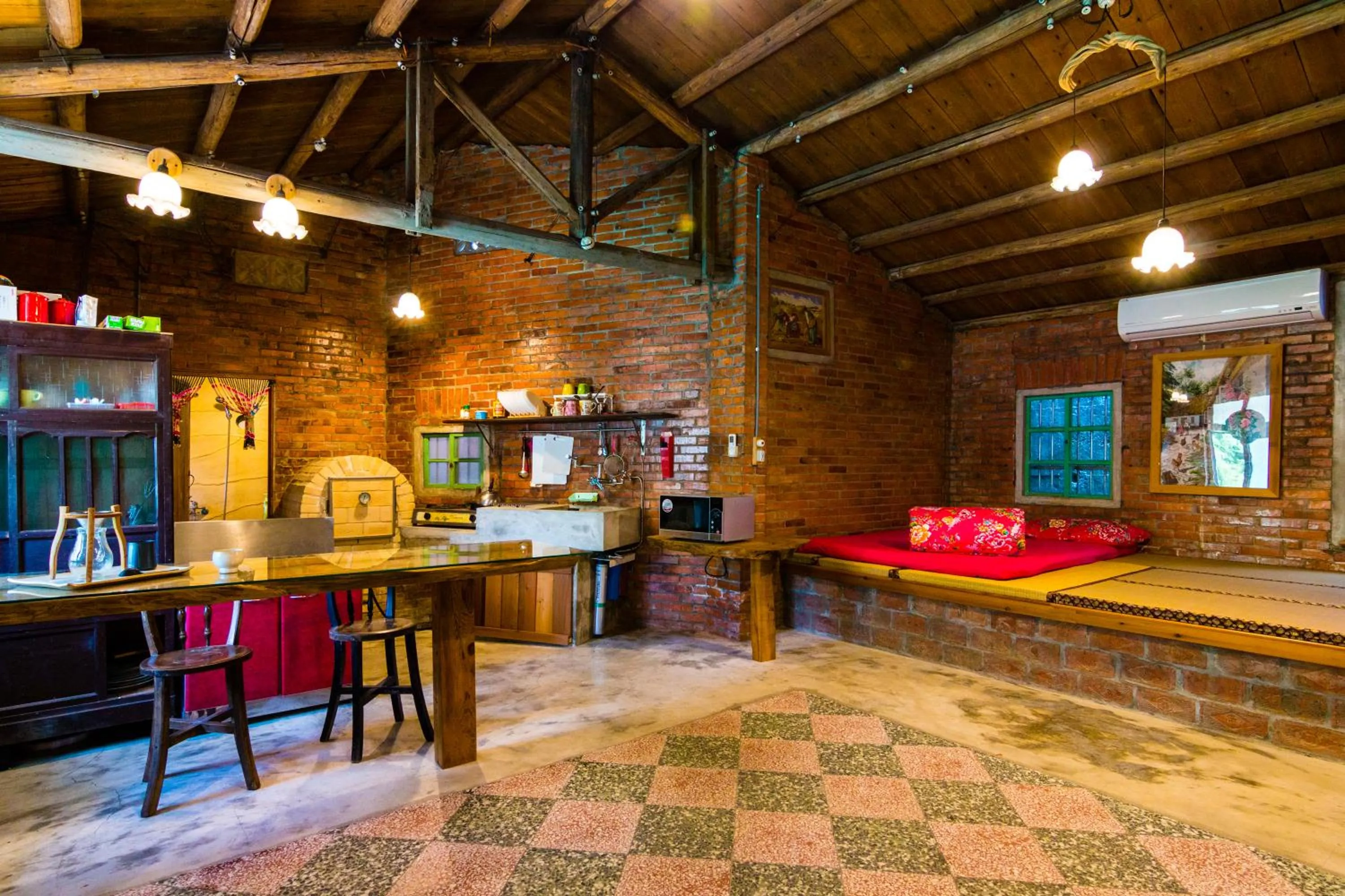 Coffee/tea facilities in Lungta BnB