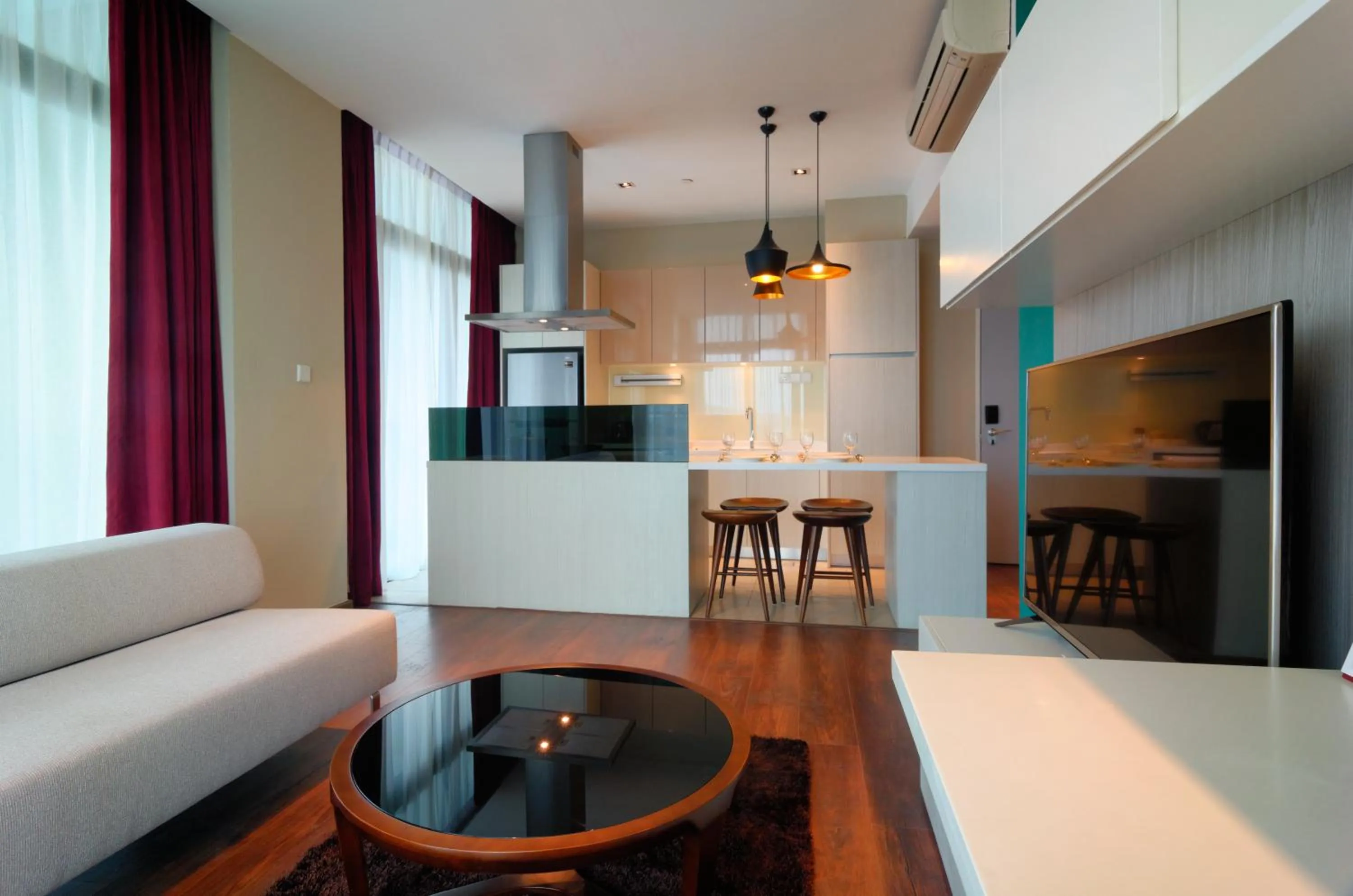 Bed in The Klagan @ Riverson Hotel