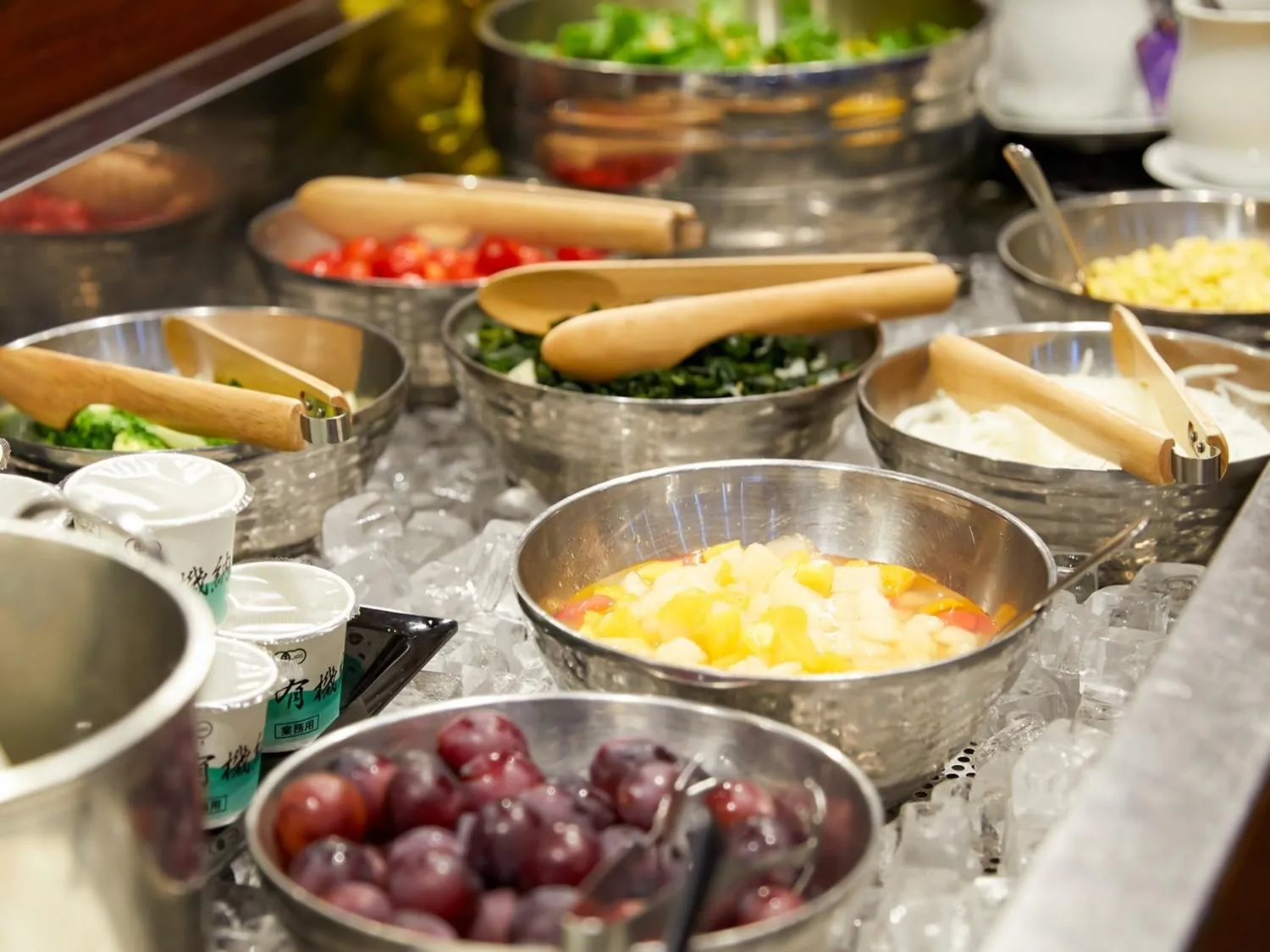 Buffet breakfast in Goi Grand Hotel