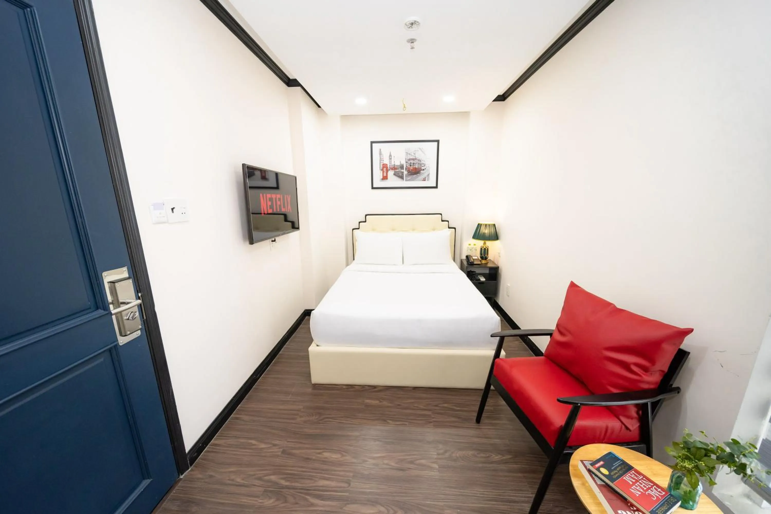 Bed in The Passion Suites Hotel & Spa