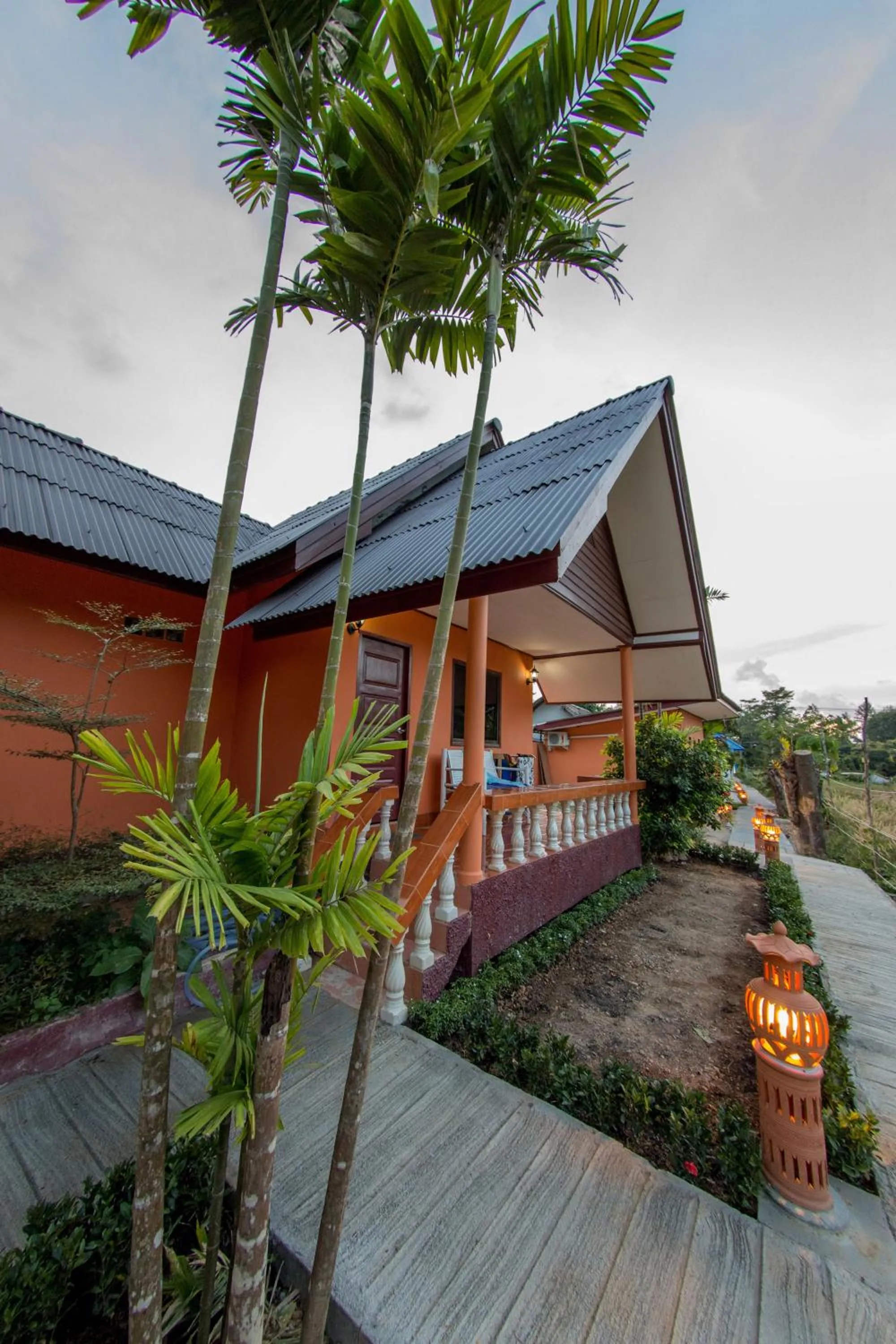 Property building in El Greco Bungalows Koh Lanta