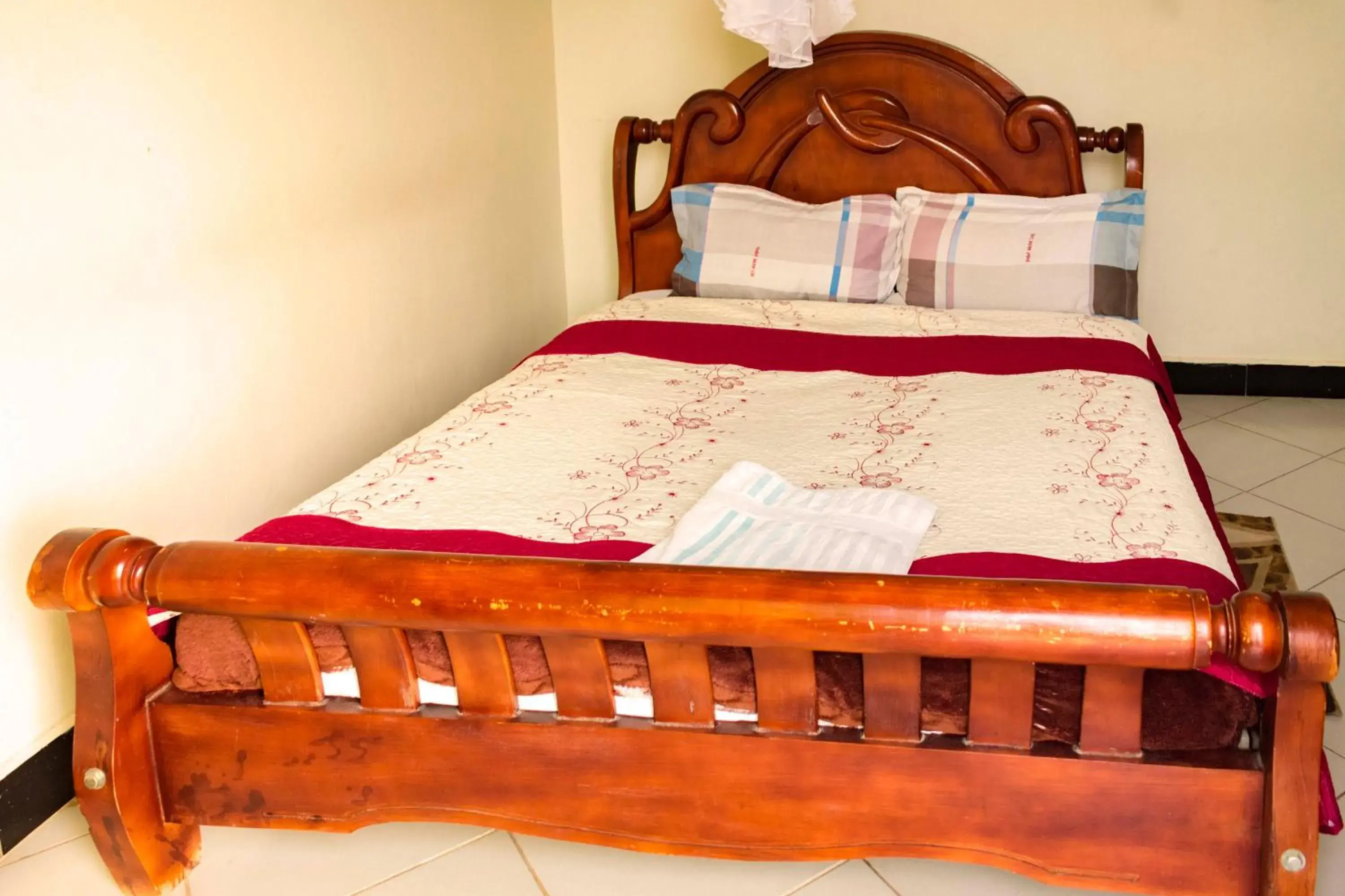 Twin Room in Relief Motel Fort Portal Twin Room in Relief Motel Fort Portal