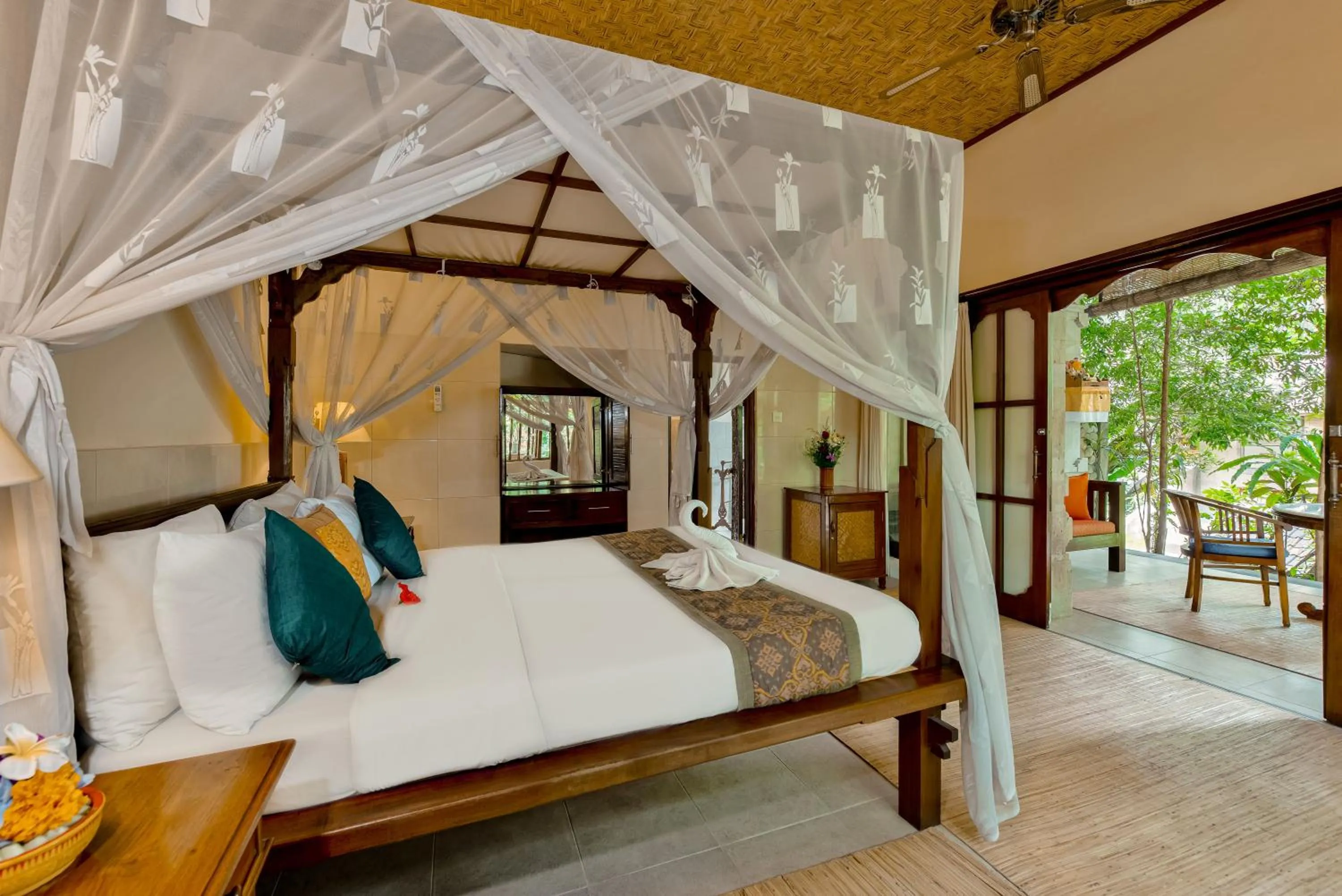 Bedroom, Bed in Kebun Indah Ubud