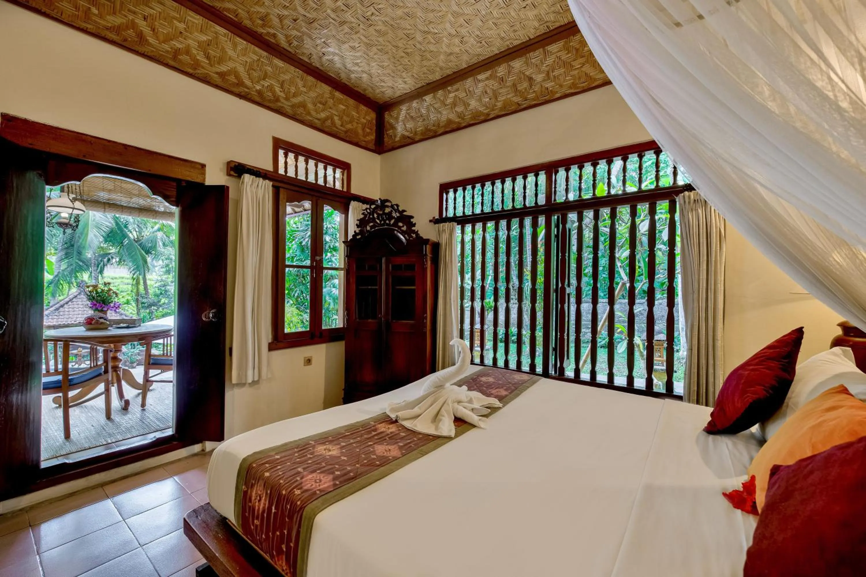 Bedroom, Bed in Kebun Indah Ubud