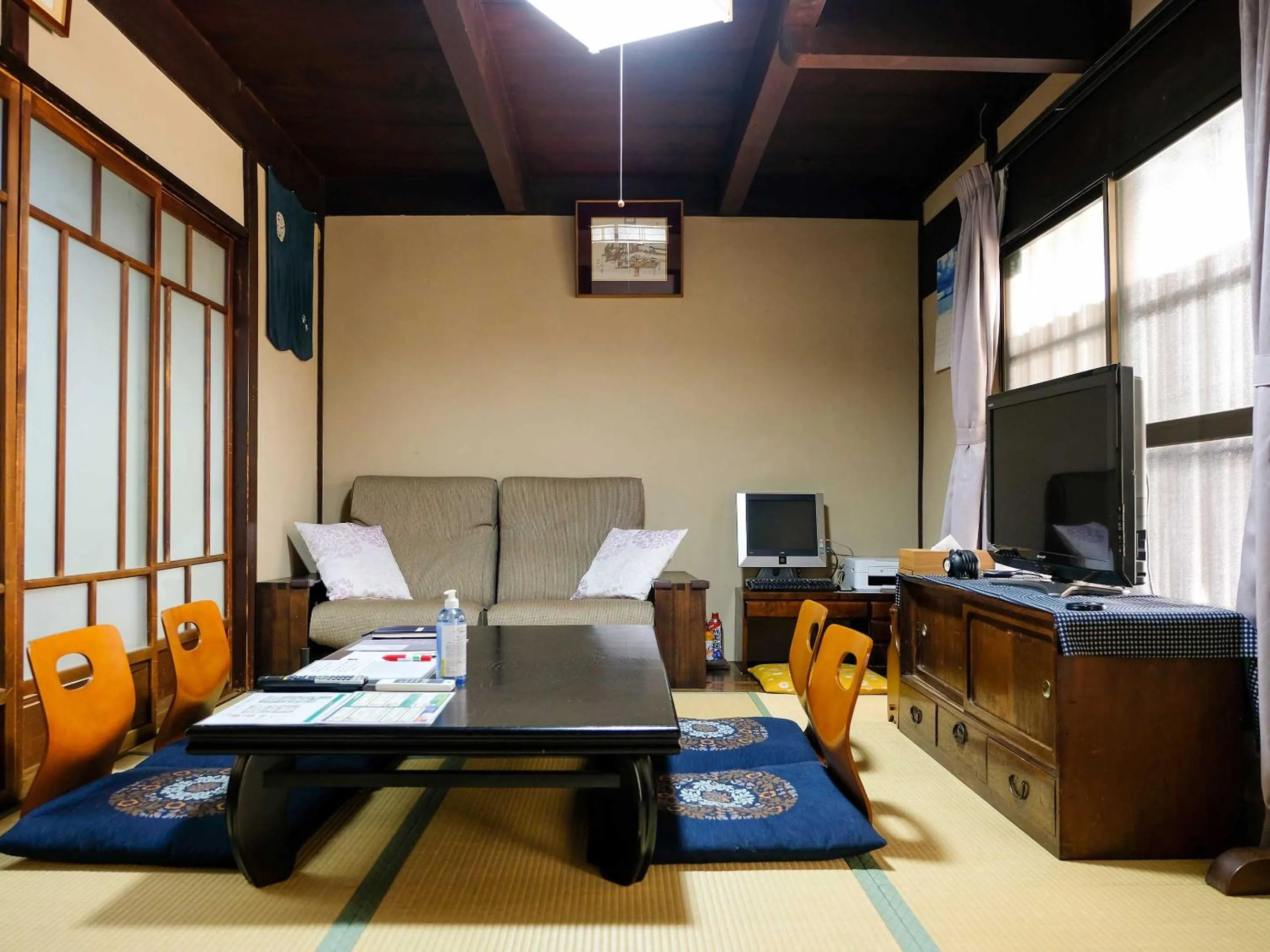 Living room in K-style kinkakuji
