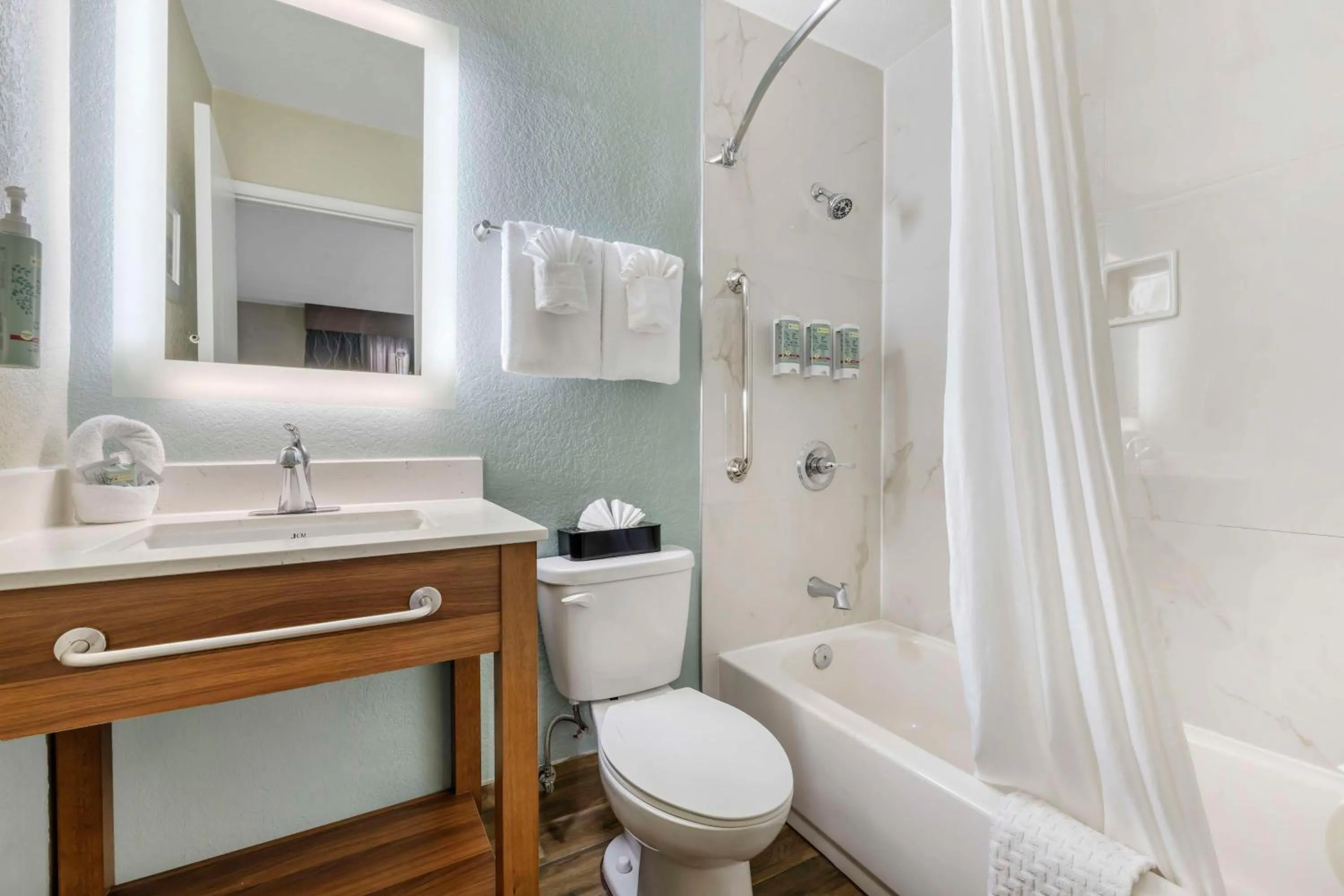 Bathroom in Best Western Carlsbad by the Sea