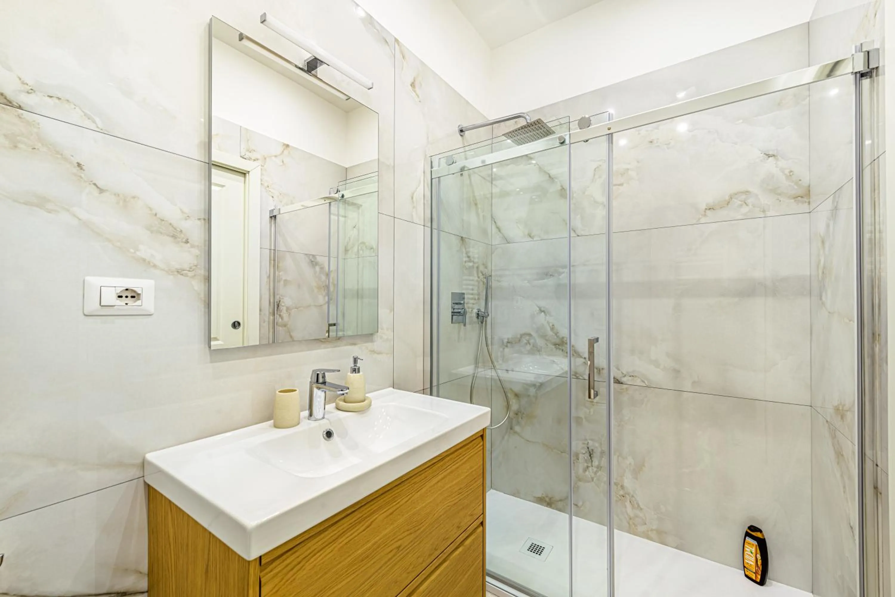 Bathroom in Rome Aparts