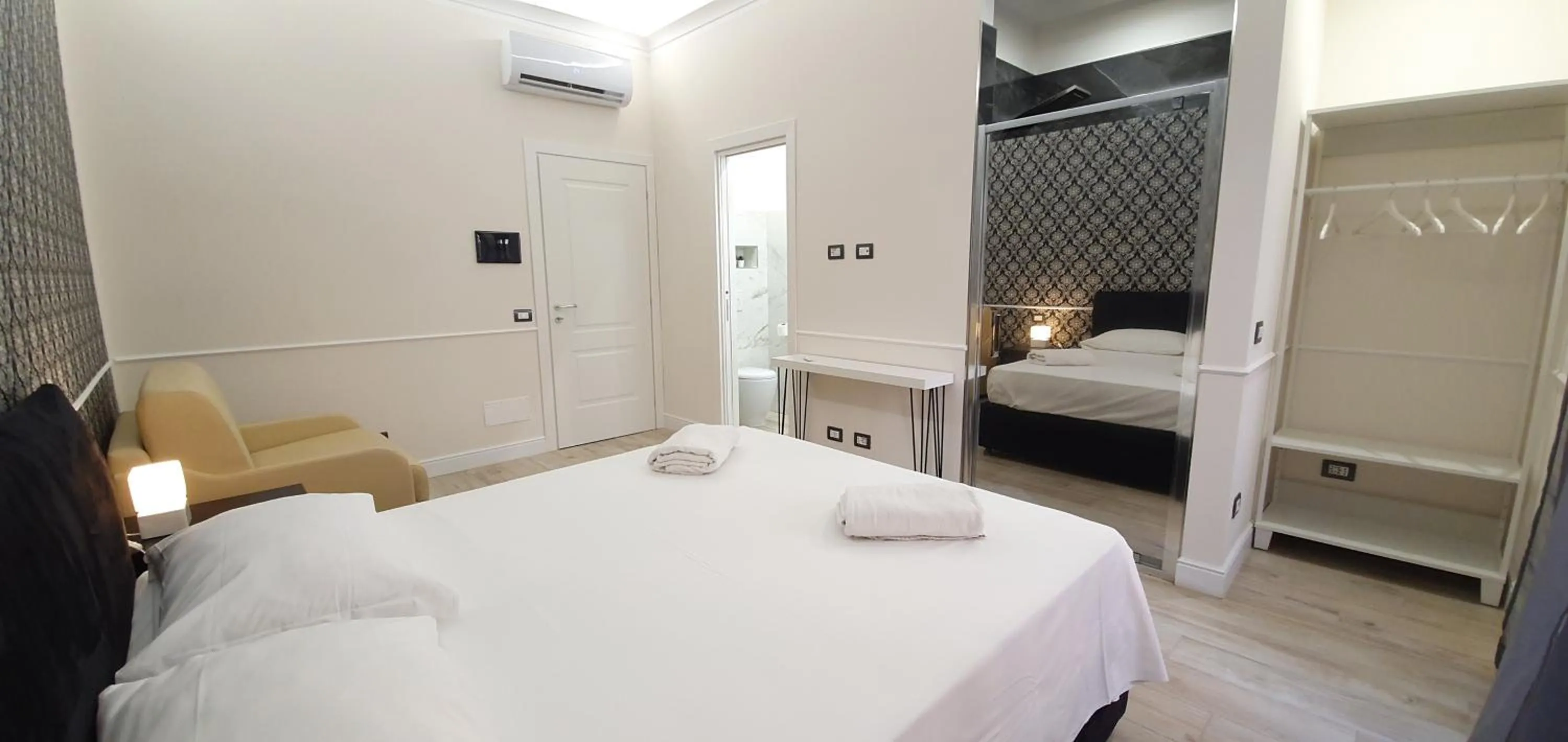 Bedroom, Bed in Rome Aparts