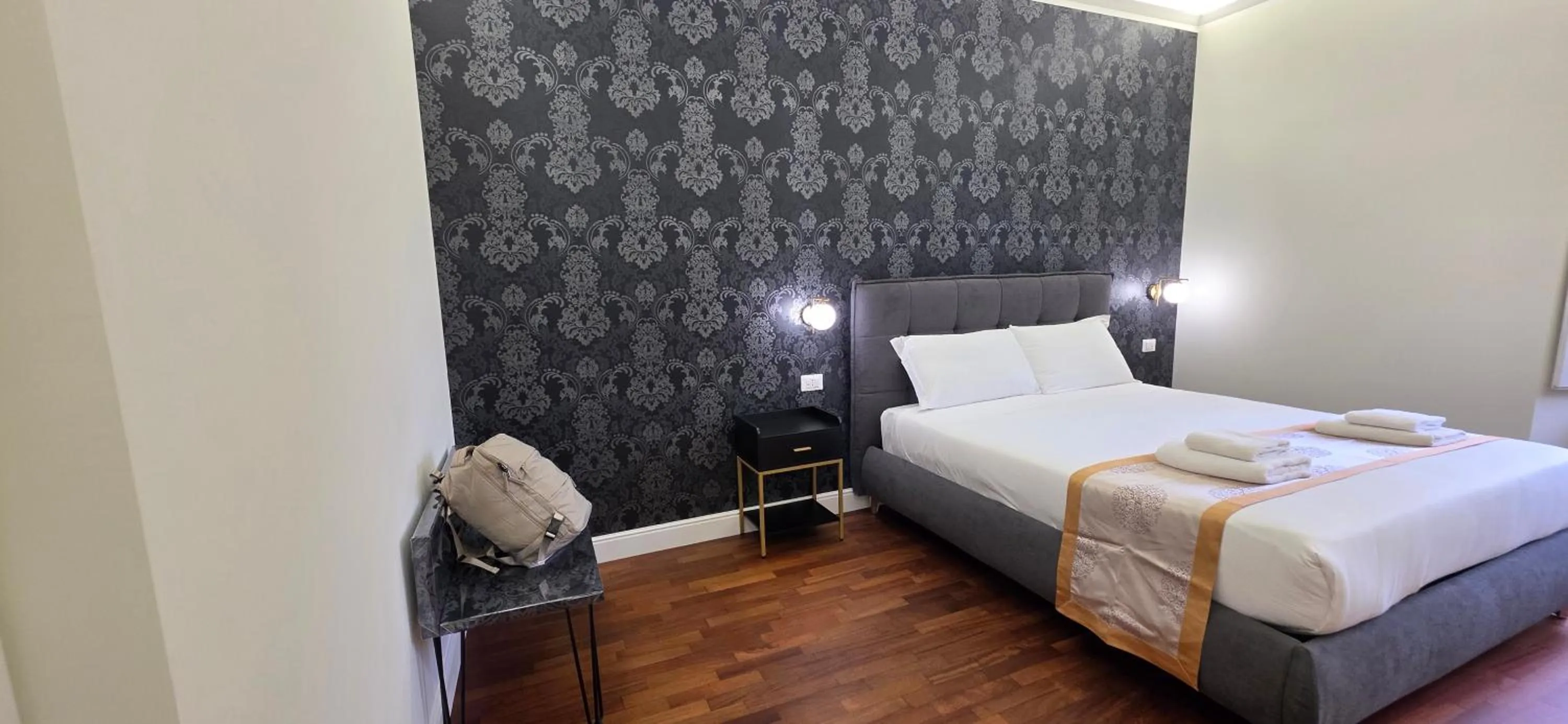 Bedroom, Bed in Rome Aparts