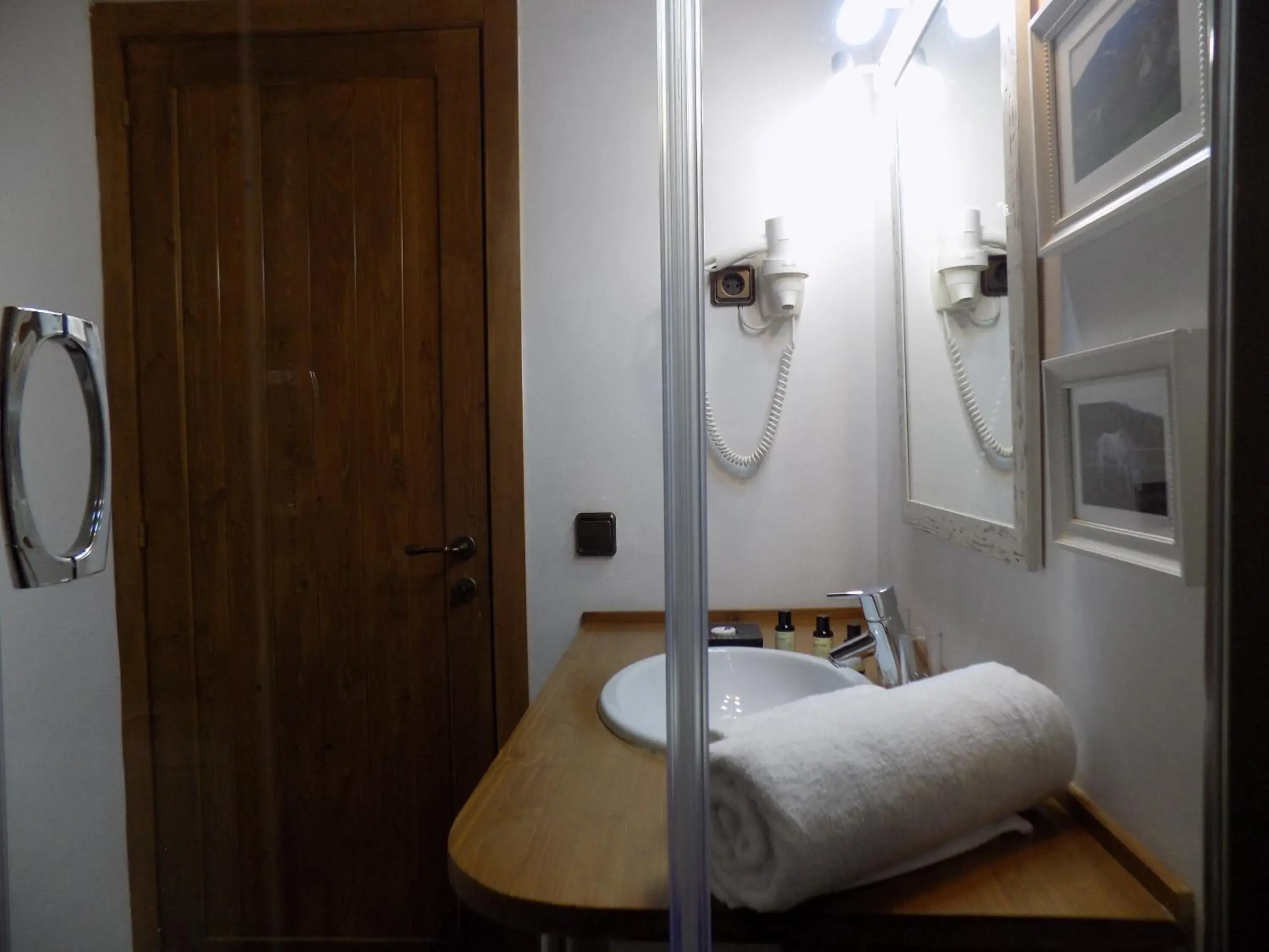 Double or Twin Room in Can Gasparó HotelRural&Restaurant Double or Twin Room in Can Gasparó HotelRural&Restaurant