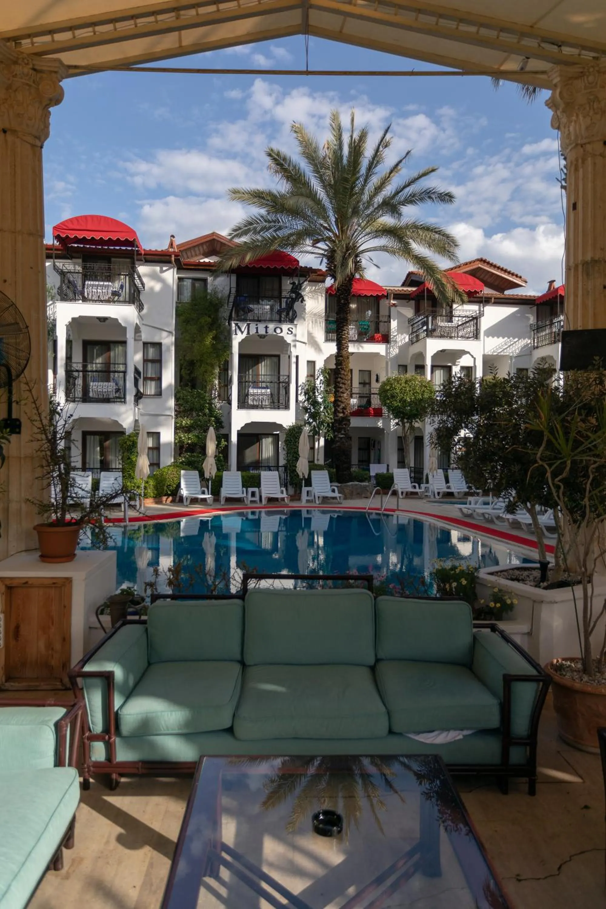 Property building in Mitos Apartments