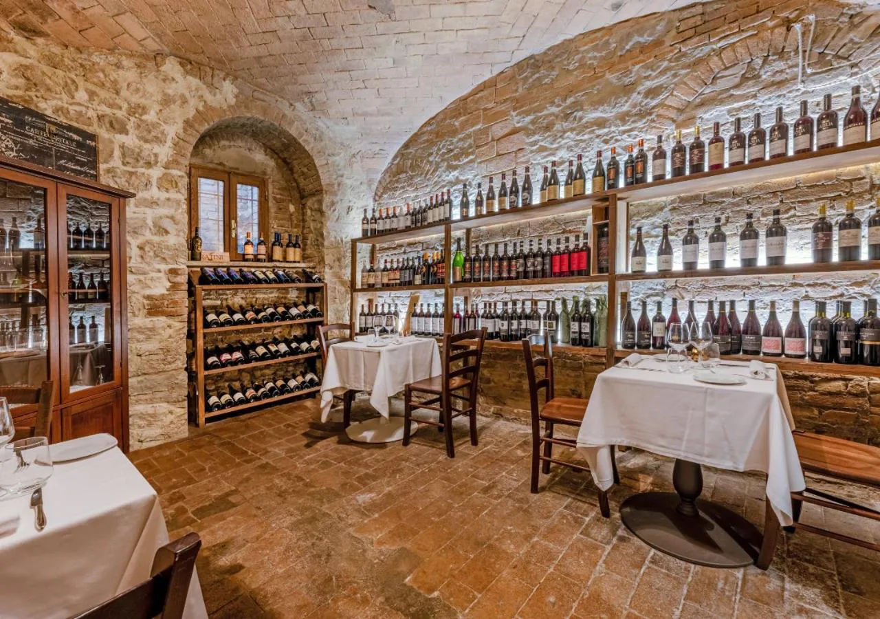 Restaurant/places to eat in Grand Hotel Salsomaggiore