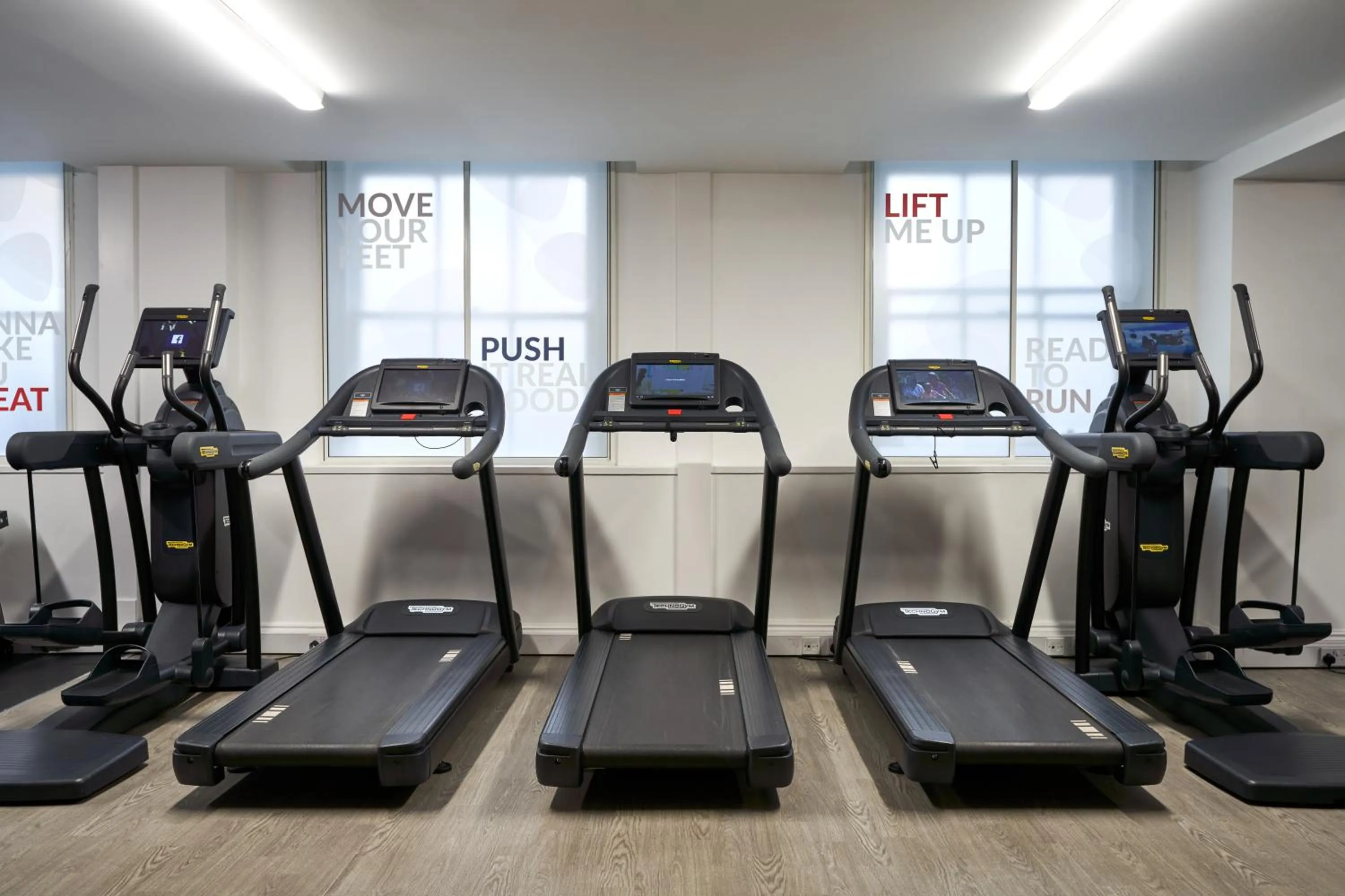 Fitness centre/facilities in The Cumberland, London
