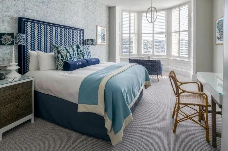 Bed in Harbour Hotel Fowey