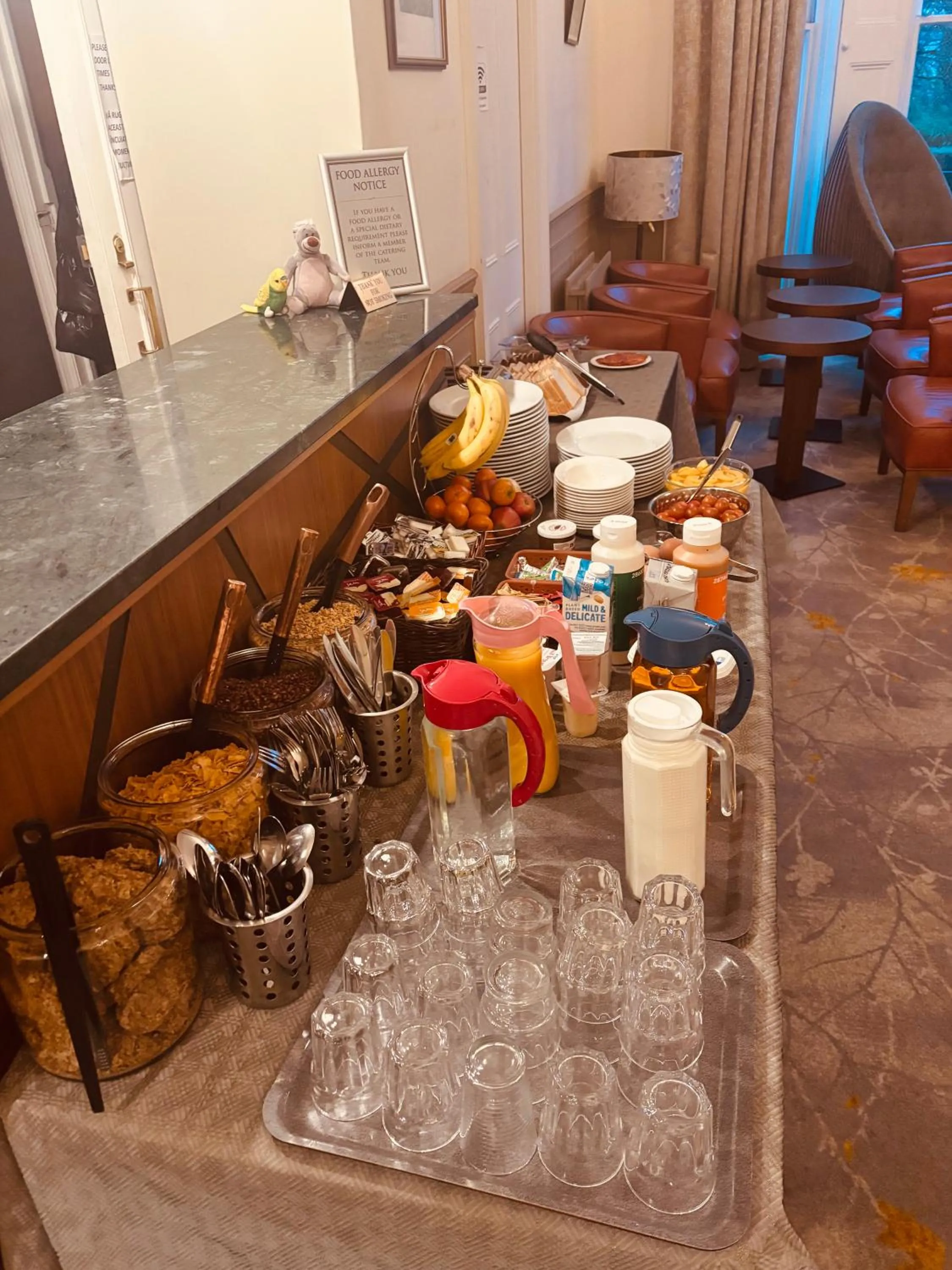 Breakfast in Blue Bells Hotel