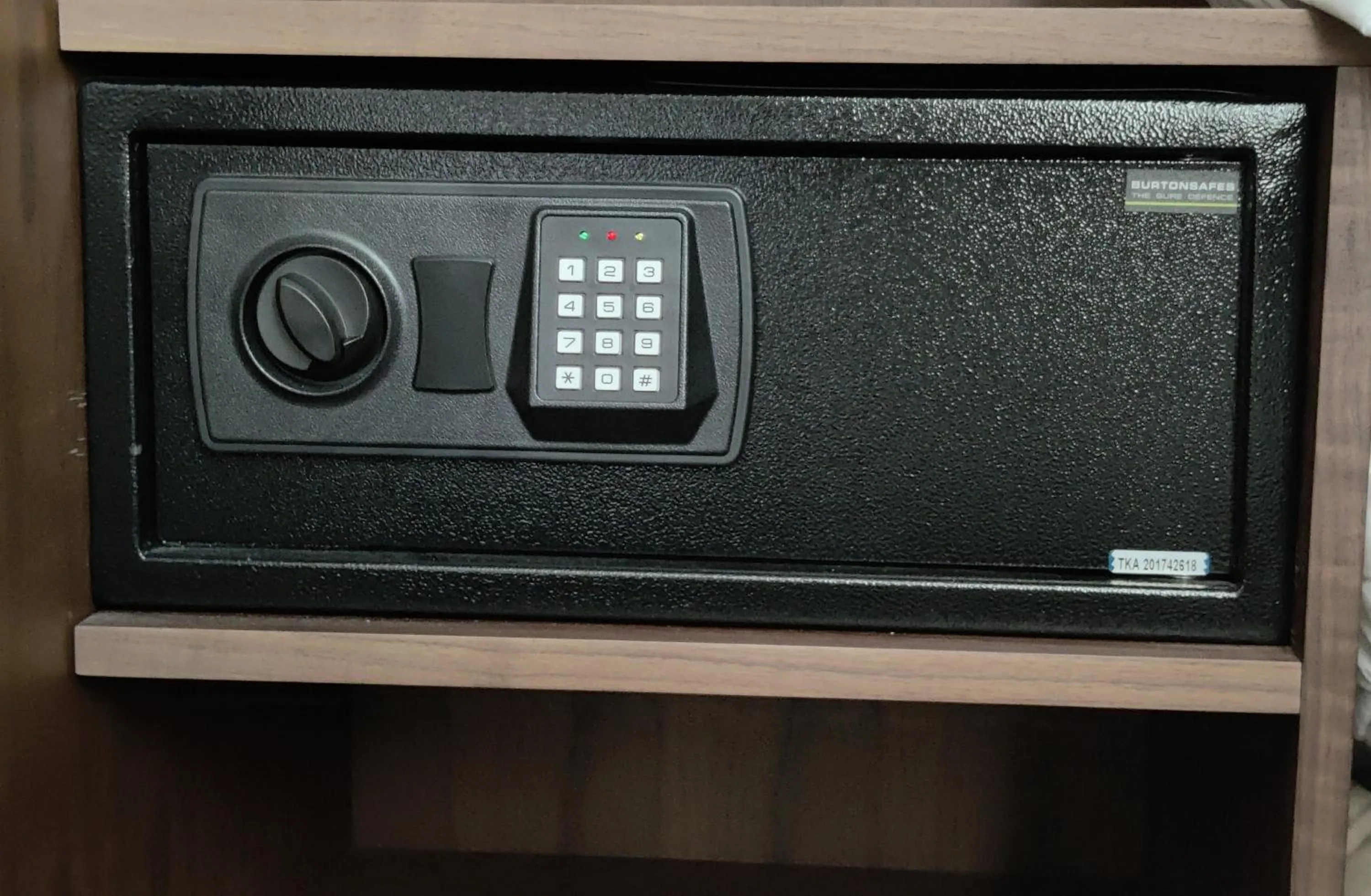 Photo of the whole room in Blue Bells Hotel