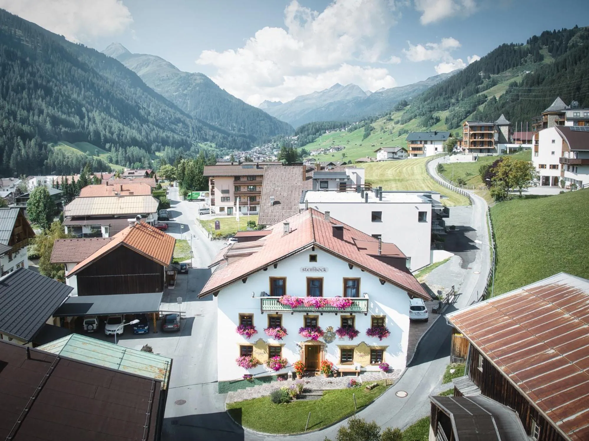 Property building in Pension der Steinbock - das 300 Jahre alte Bauernhaus - TIROL