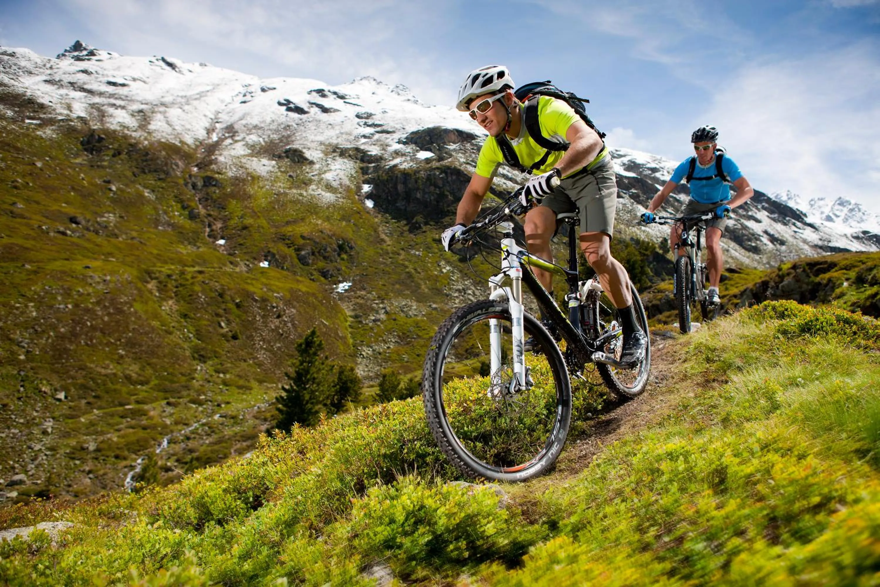 Cycling in Pension der Steinbock - das 300 Jahre alte Bauernhaus - TIROL