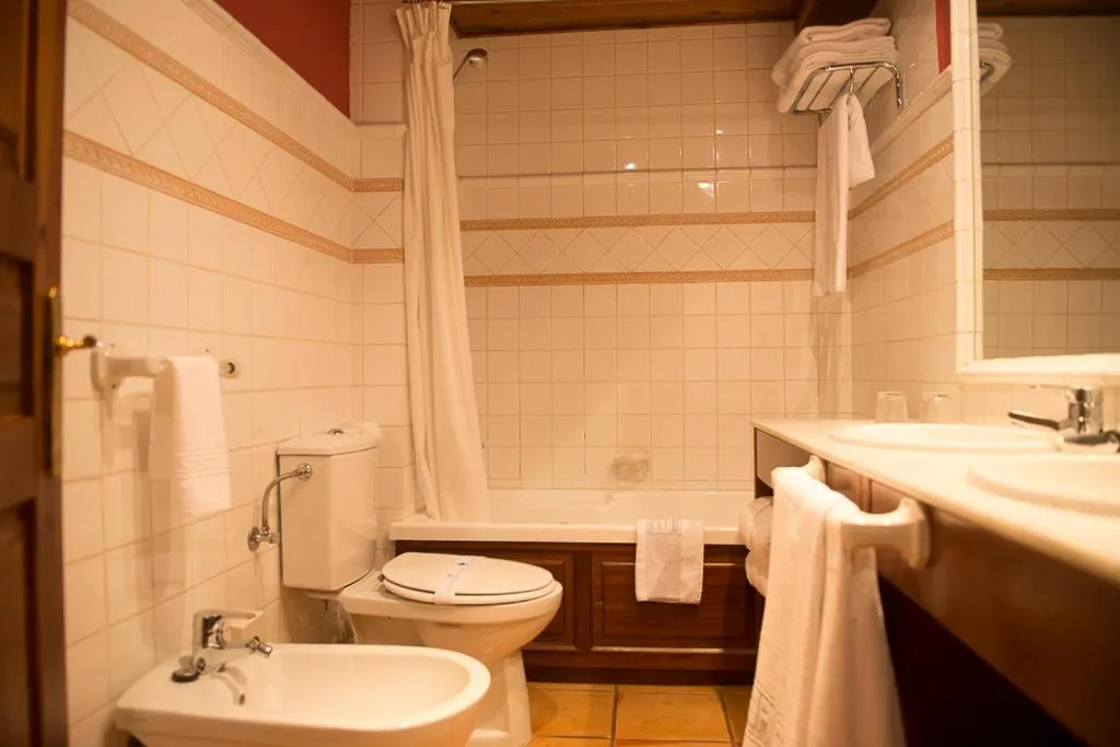 Bathroom in Hotel Chalet Bassibe