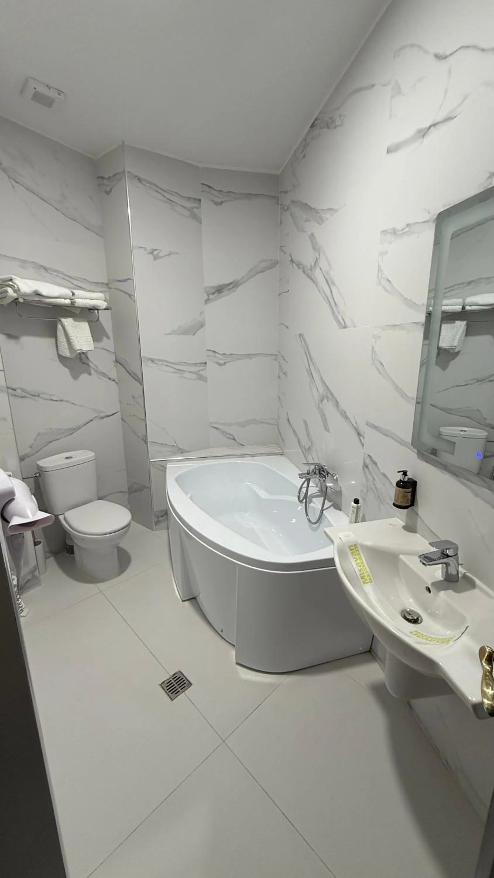 Toilet in Hotel Central