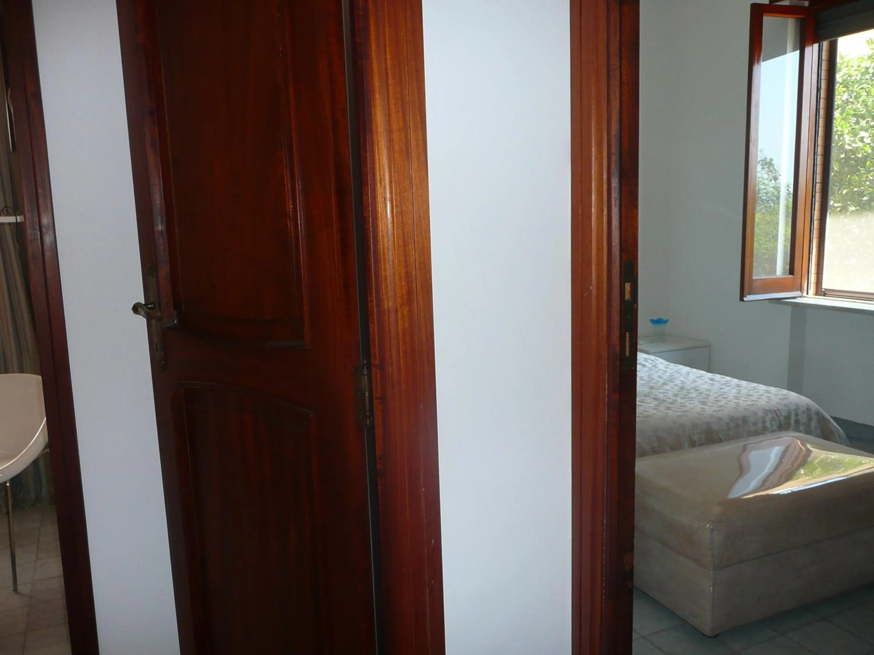 Bedroom, Bed in Garden House Ercolano