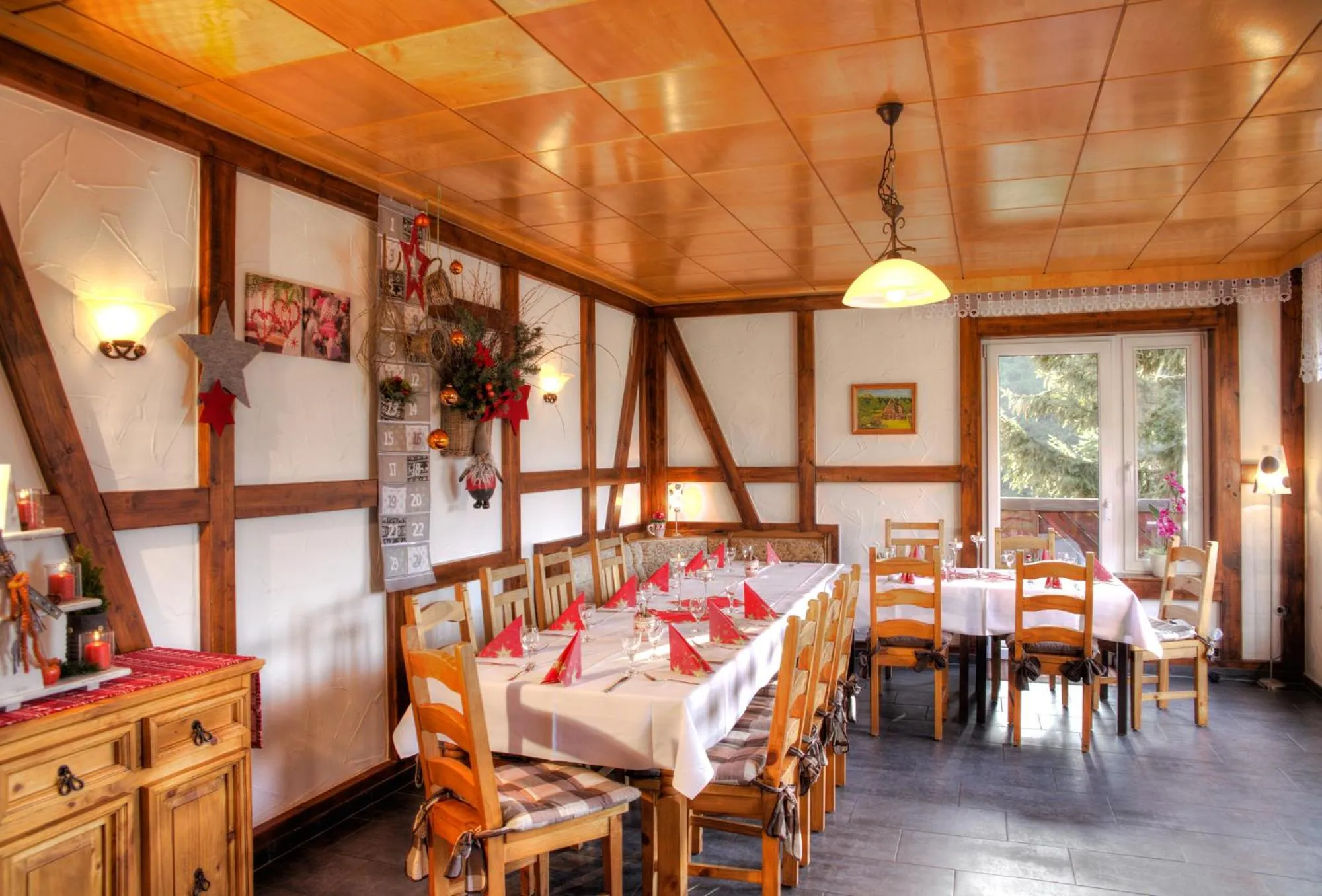 Restaurant/places to eat in Appartements und Ferienhaus Gasthof Kanzlersgrund