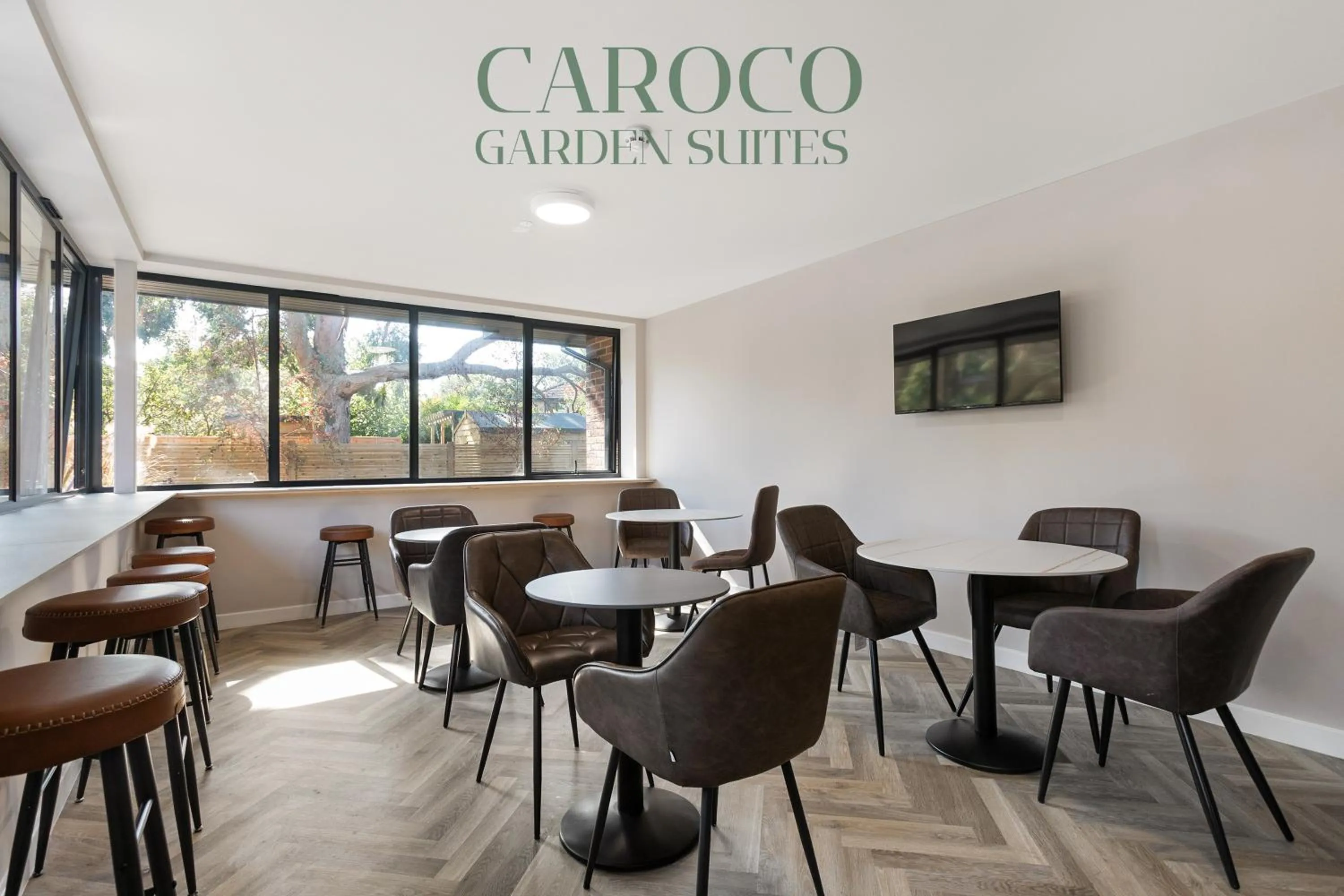 Westciti Caroco Aparthotel