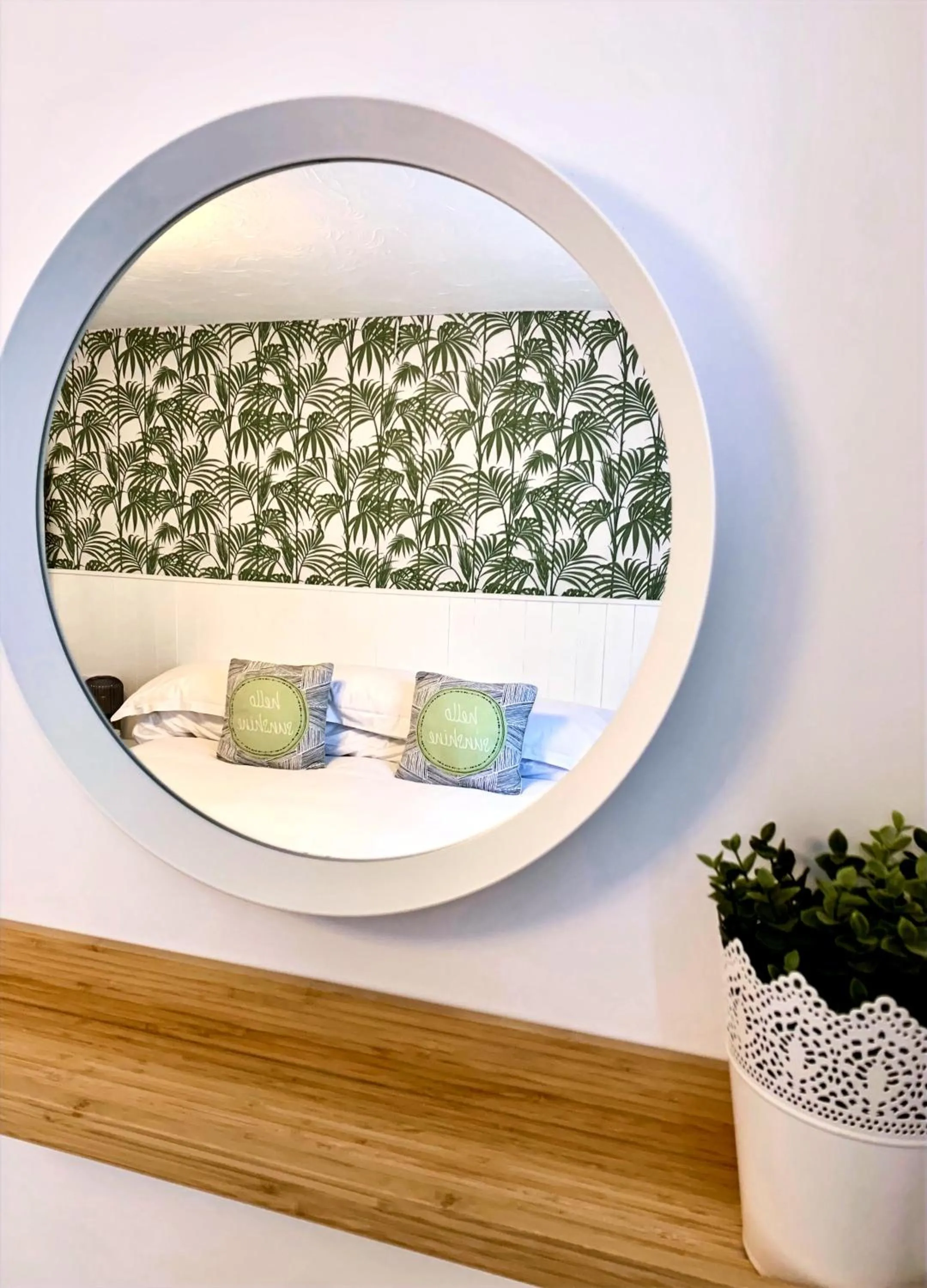 Decorative detail in Porth Beach Hotel