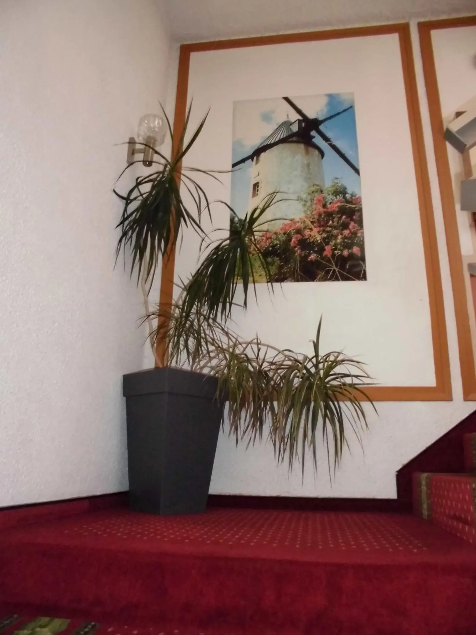 Decorative detail in Cit'Hotel Le Challans