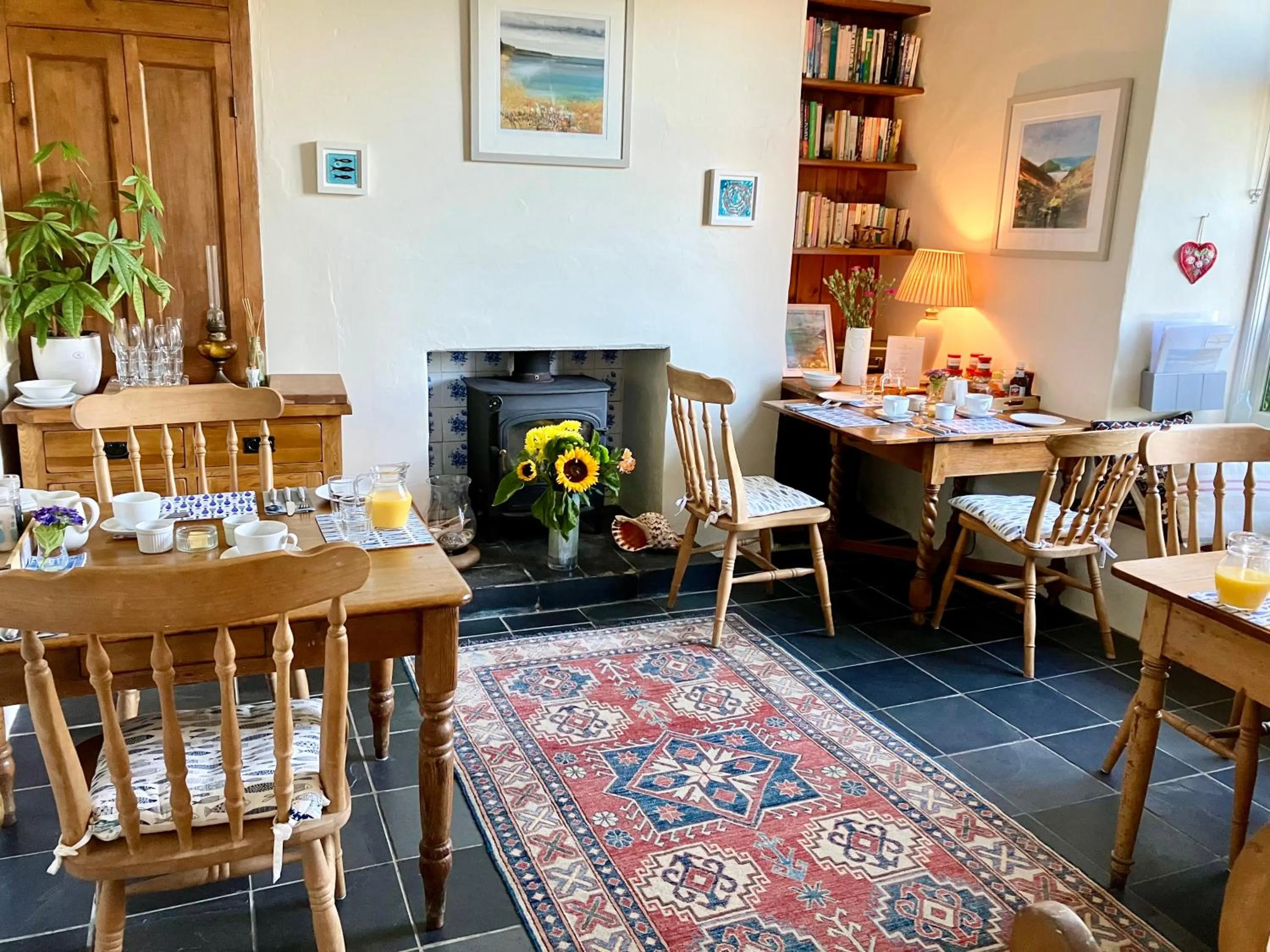 Breakfast in The Old Post House B&B