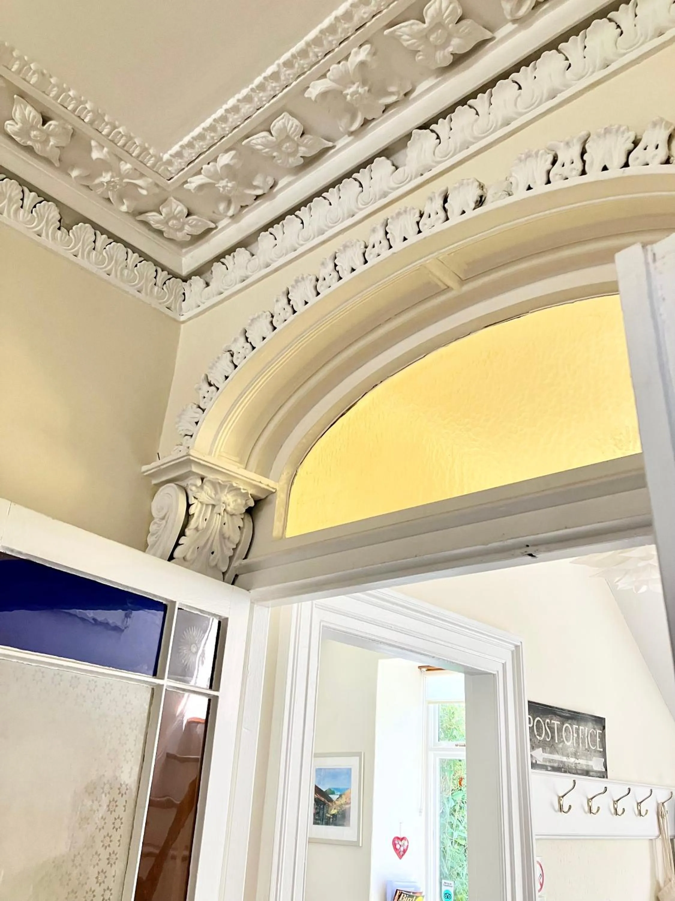 Decorative detail in The Old Post House B&B