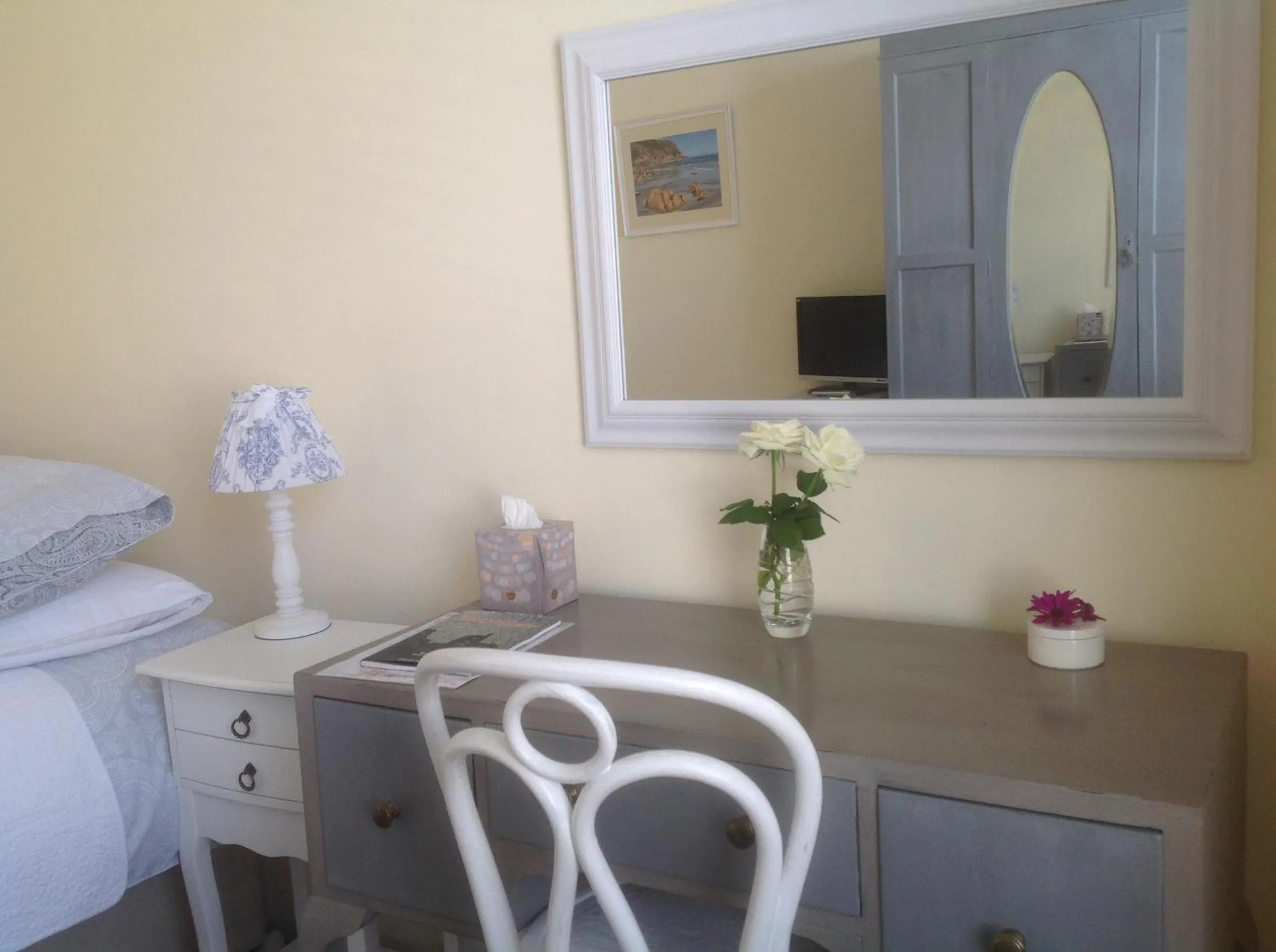 Decorative detail, Bed in The Old Post House B&B