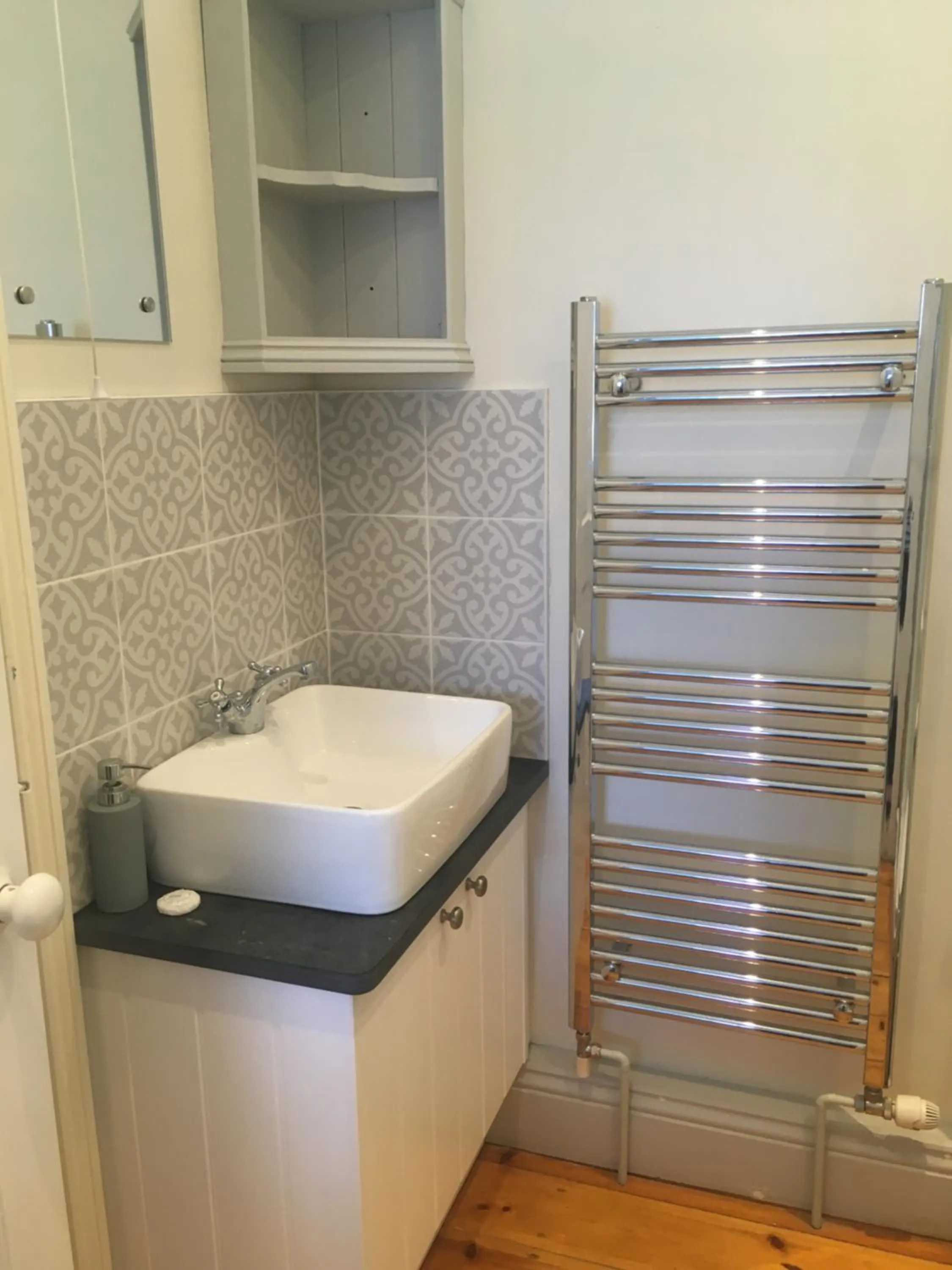 Bathroom in The Old Post House B&B