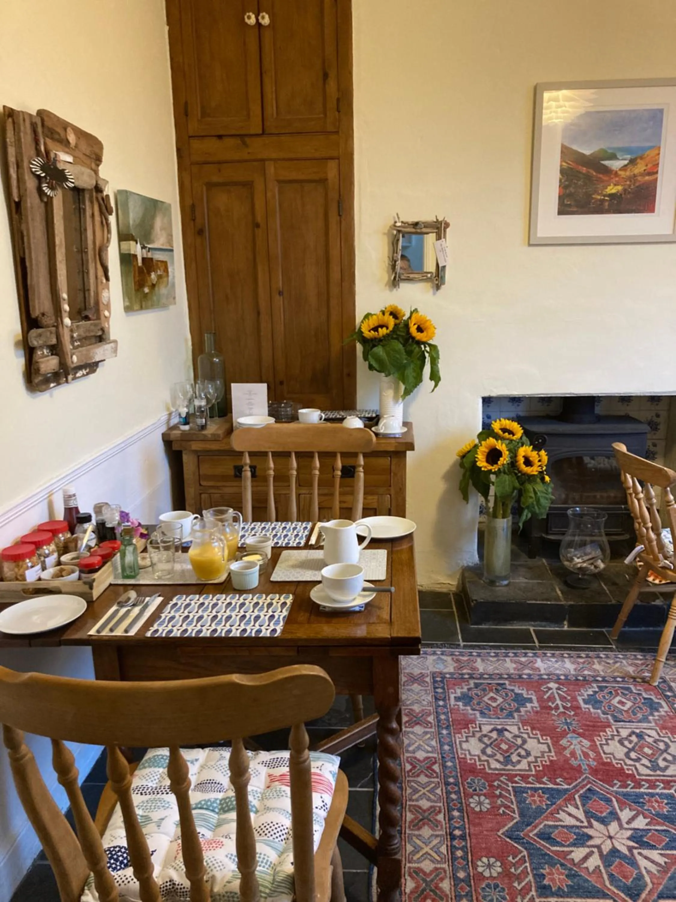 Dining area in The Old Post House B&B