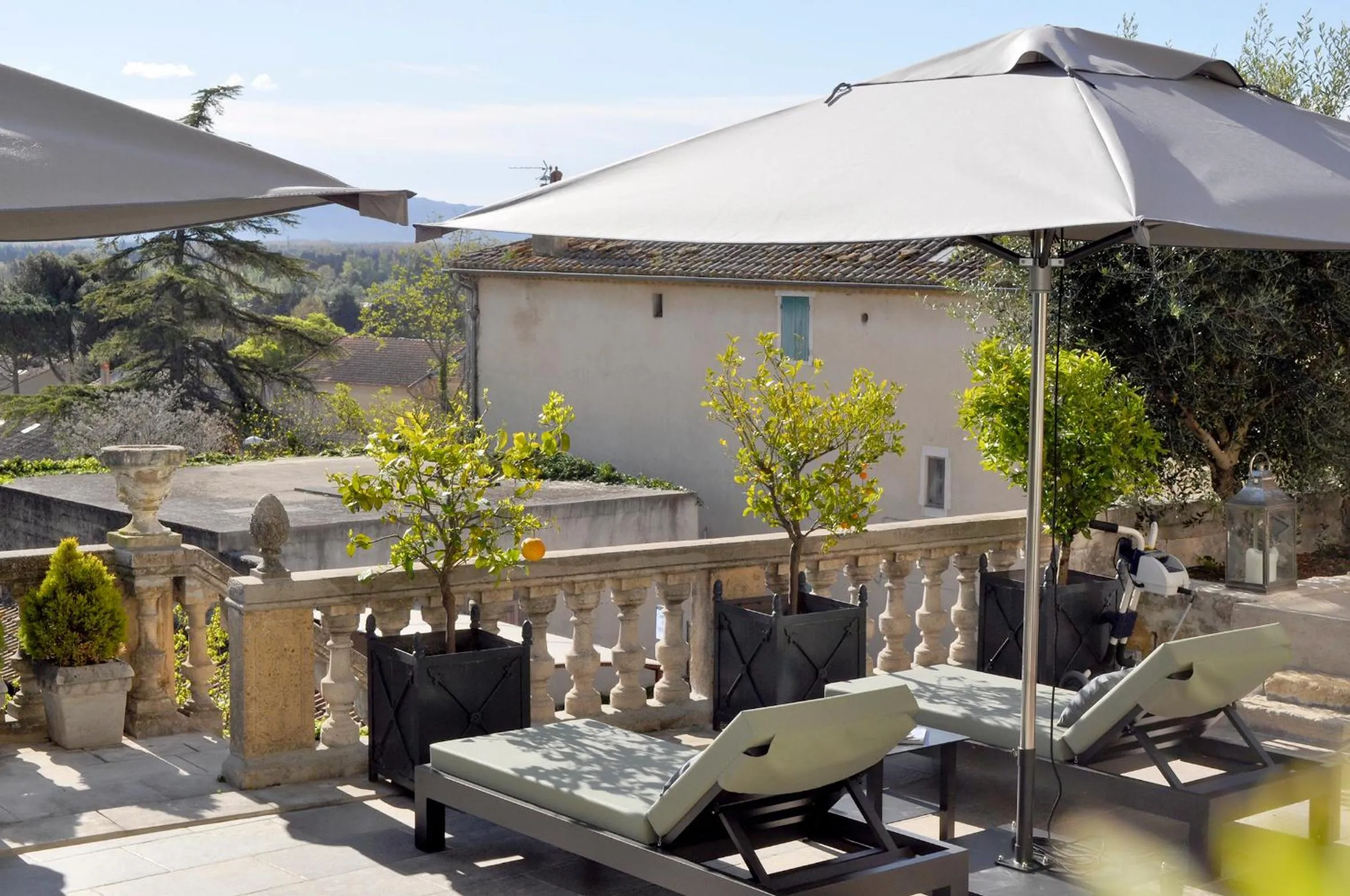 Patio in Le Petit Chateau