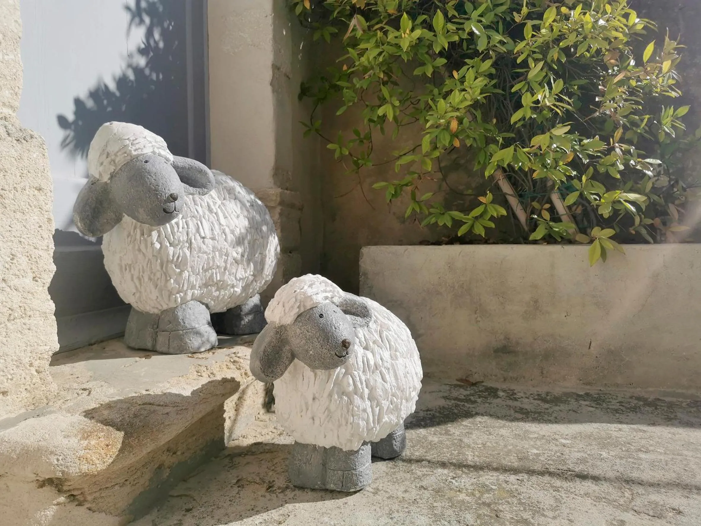 Decorative detail in Le Petit Chateau