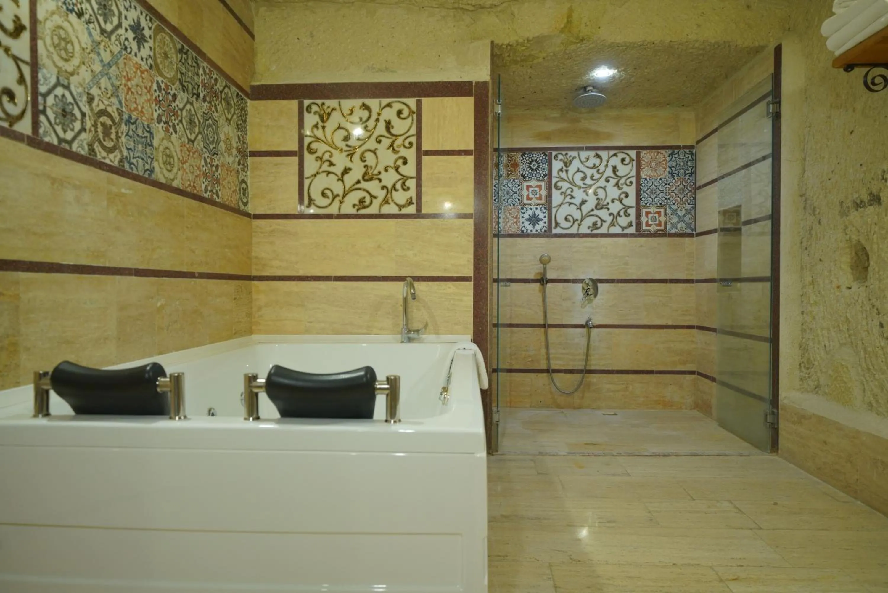 Bathroom in Fosil Cave Hotel