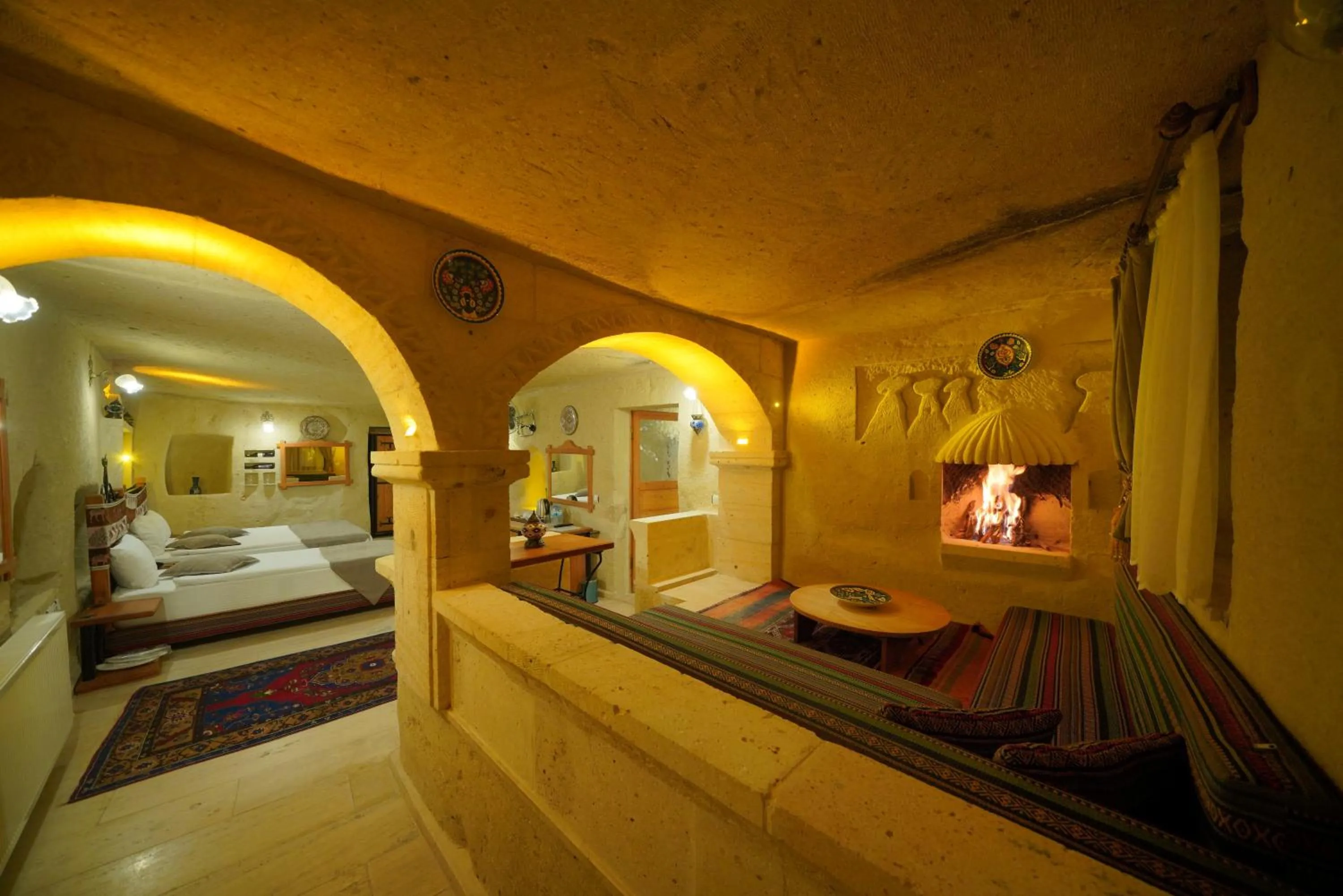 Photo of the whole room, Bed in Fosil Cave Hotel