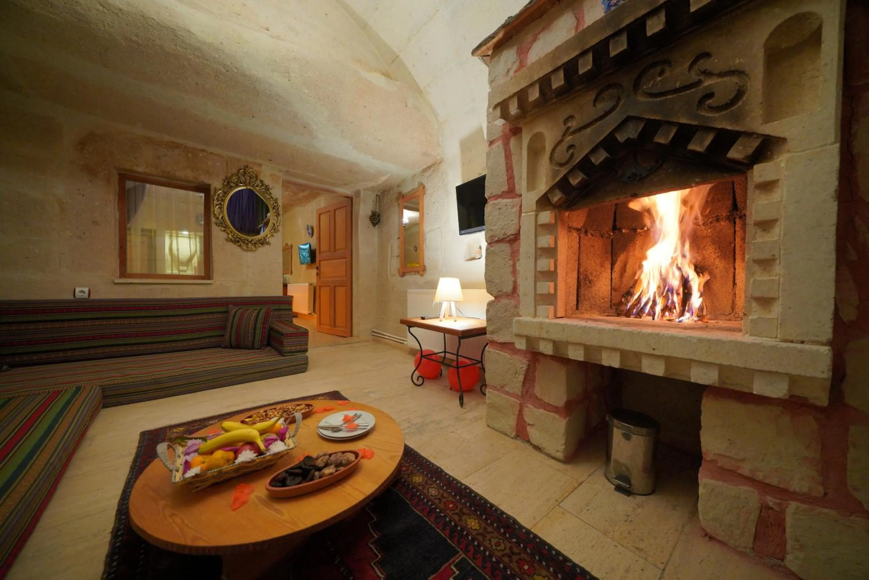 Living room in Fosil Cave Hotel