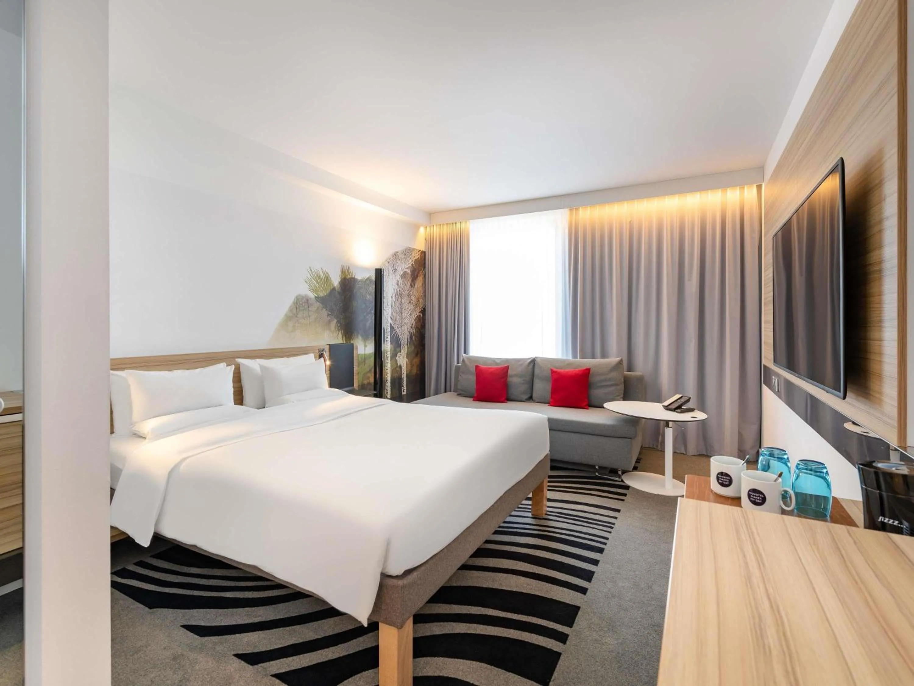 Bedroom, Bed in Novotel Wien Hauptbahnhof