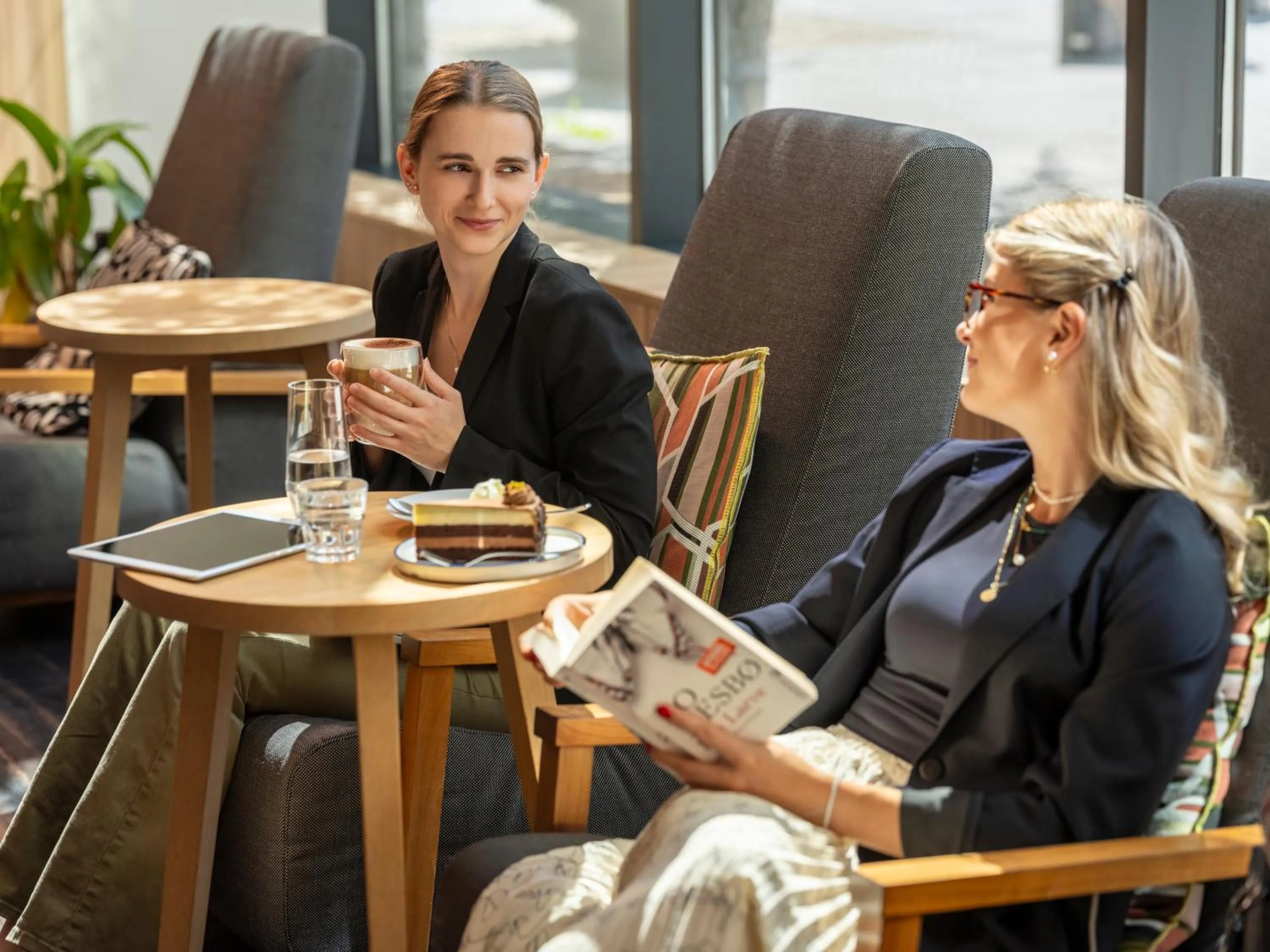 Lobby or reception in Novotel Wien Hauptbahnhof