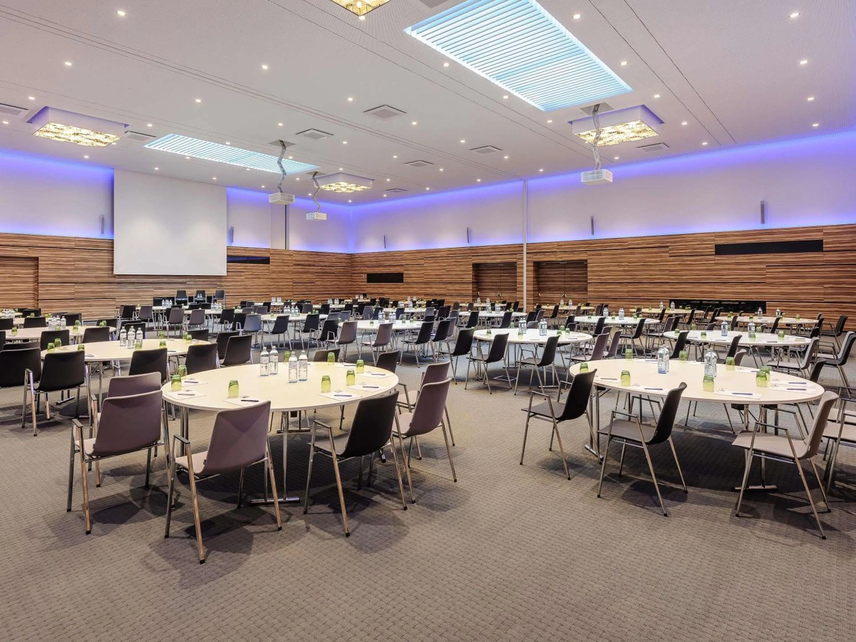 Meeting/conference room in Novotel Wien Hauptbahnhof