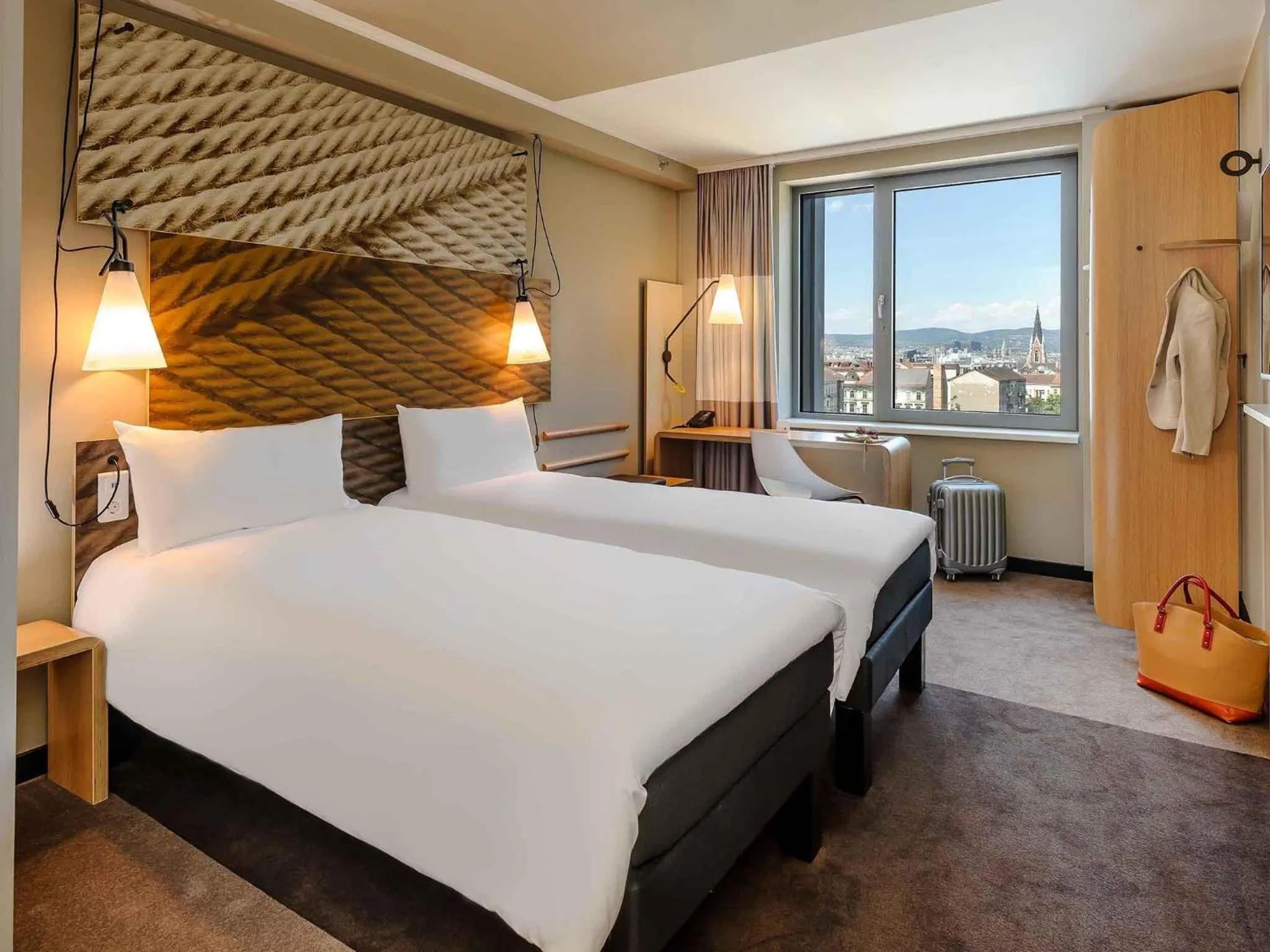 Bedroom, Bed in ibis Wien Hauptbahnhof