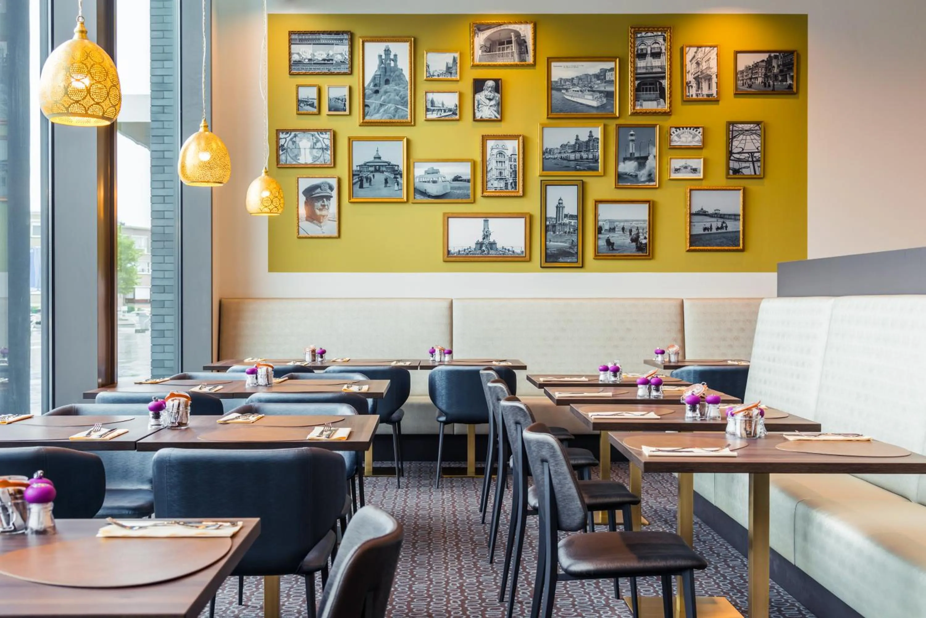 Restaurant/places to eat in Mercure Blankenberge