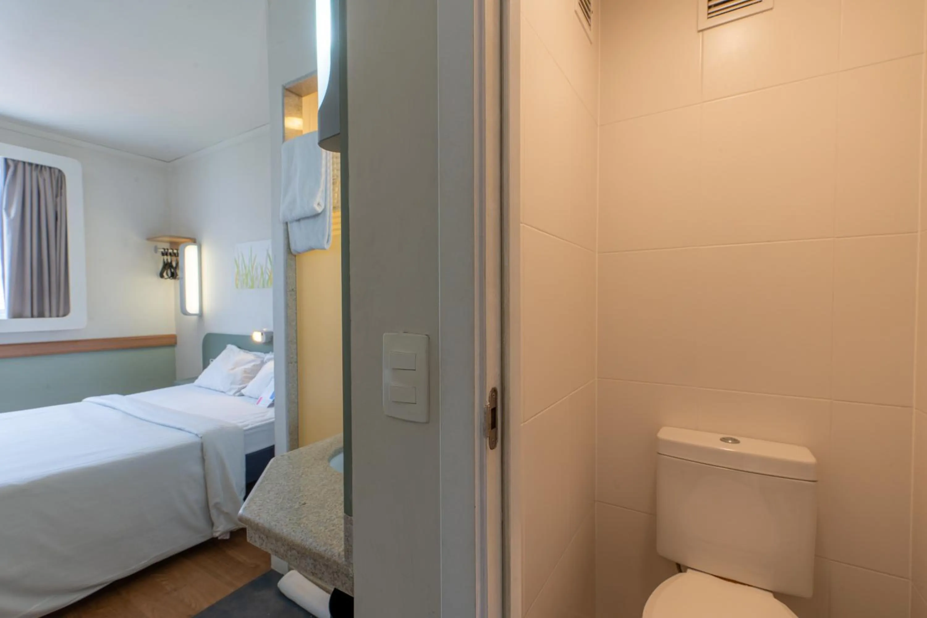 Bed in ibis budget RJ Praia de Botafogo