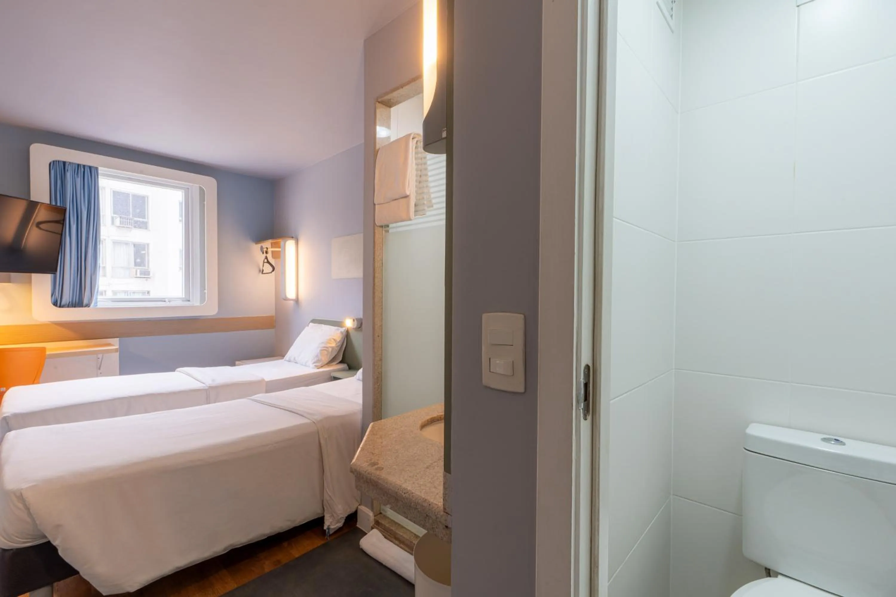 Bed in ibis budget RJ Praia de Botafogo