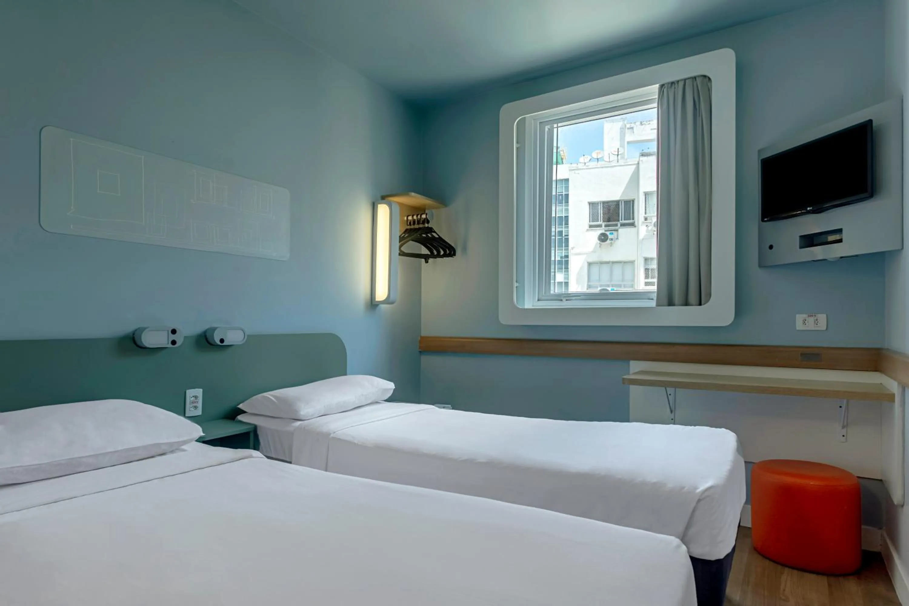 Bed in ibis budget RJ Praia de Botafogo